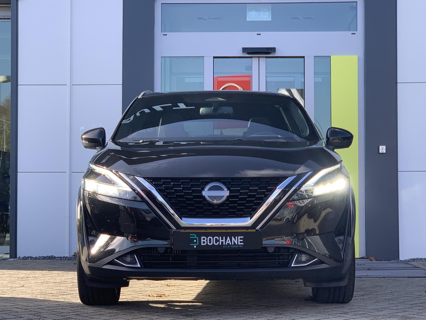 Nissan Nissan