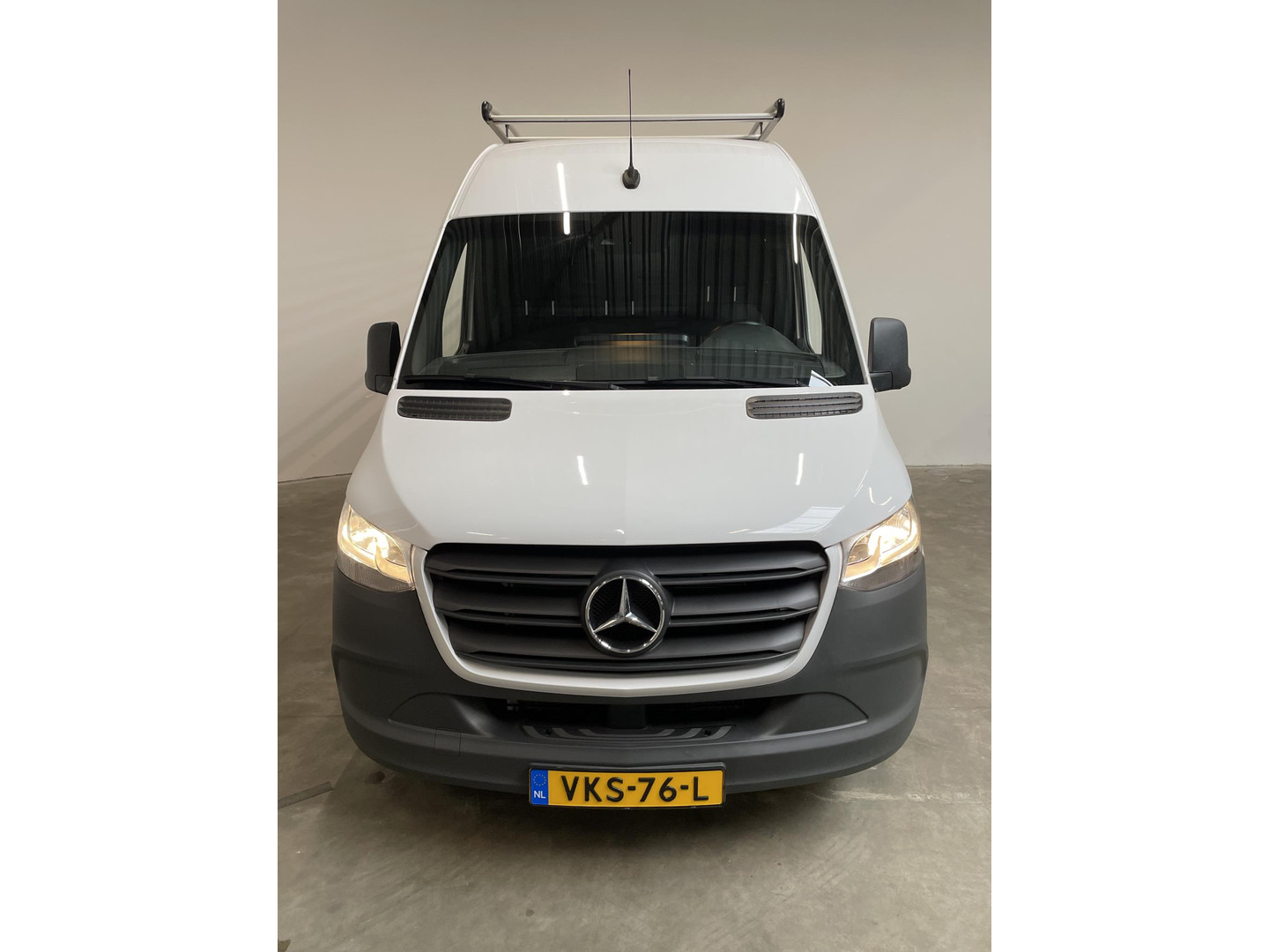 Mercedes-Benz Mercedes-Benz