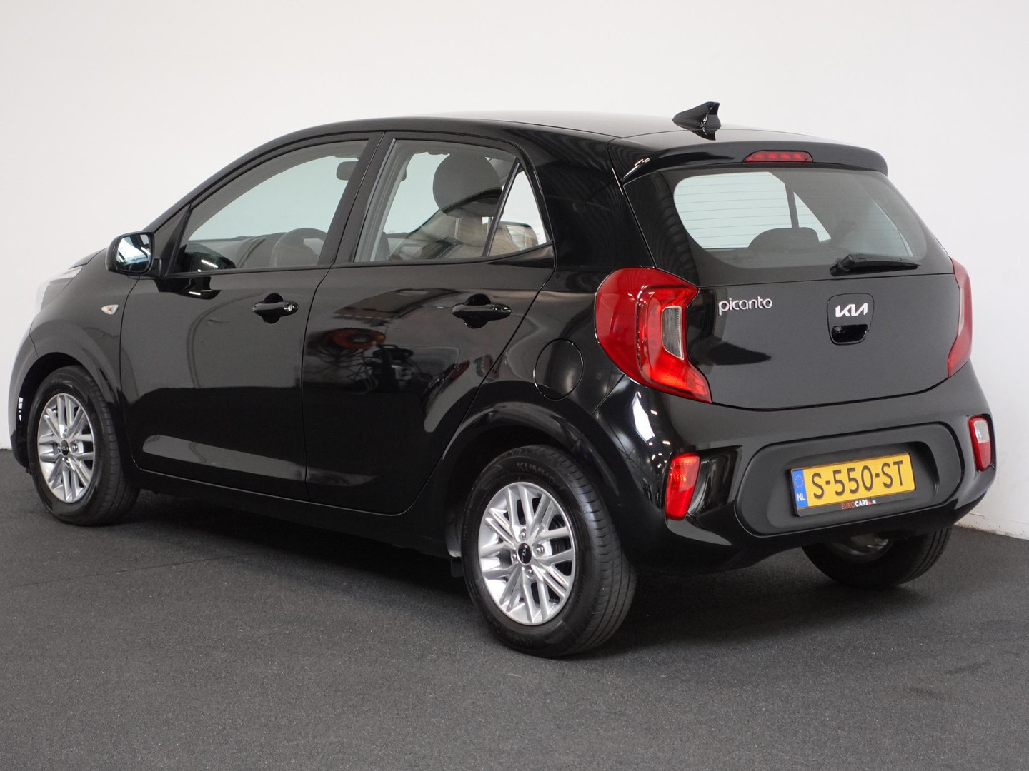 Kia Kia
