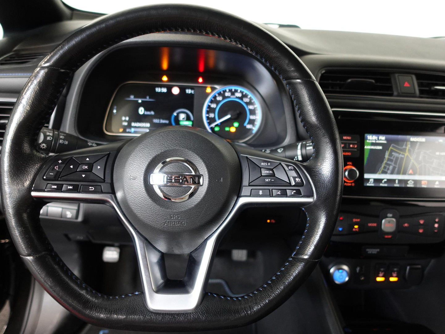 Nissan Nissan