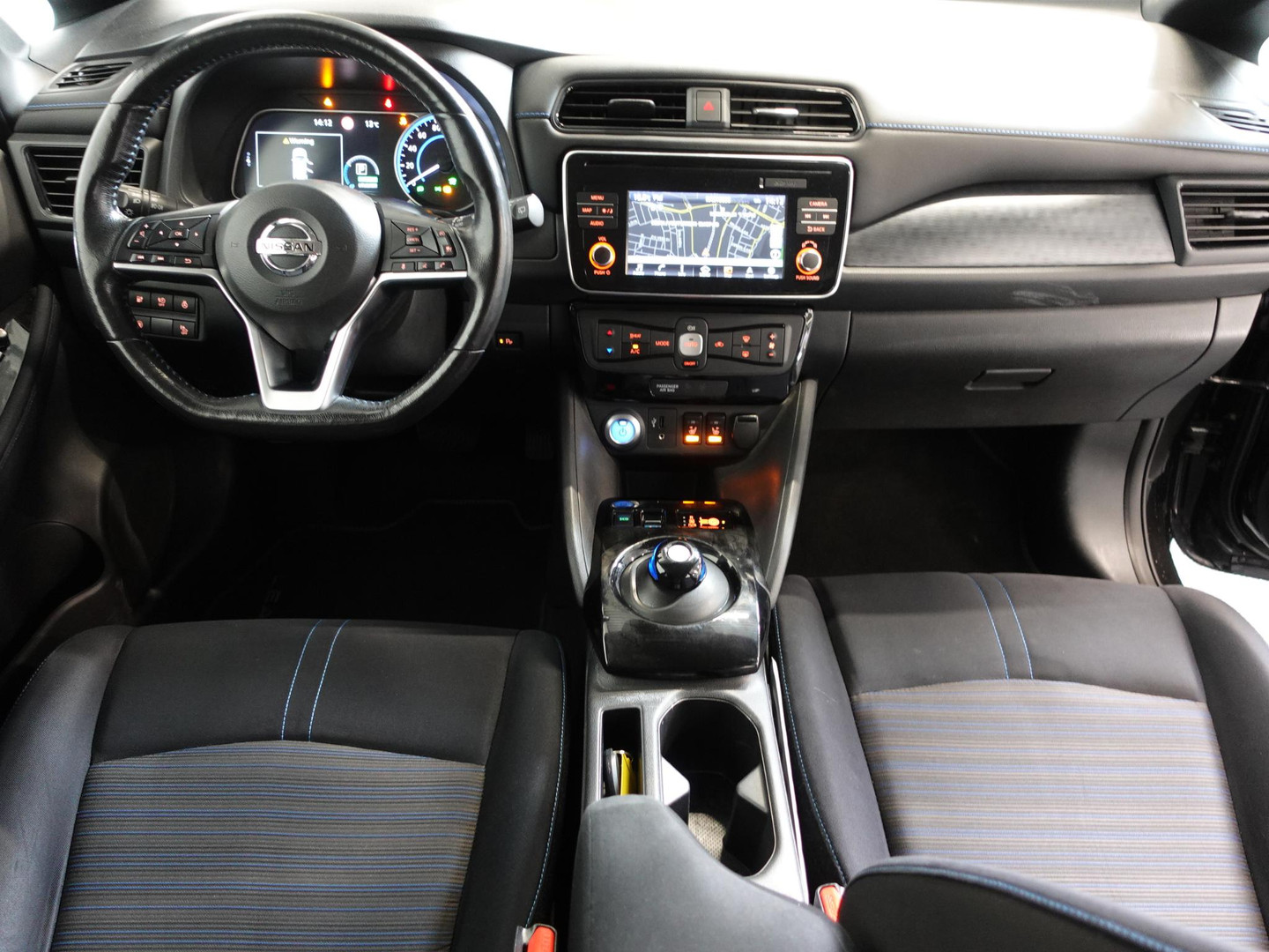 Nissan Nissan