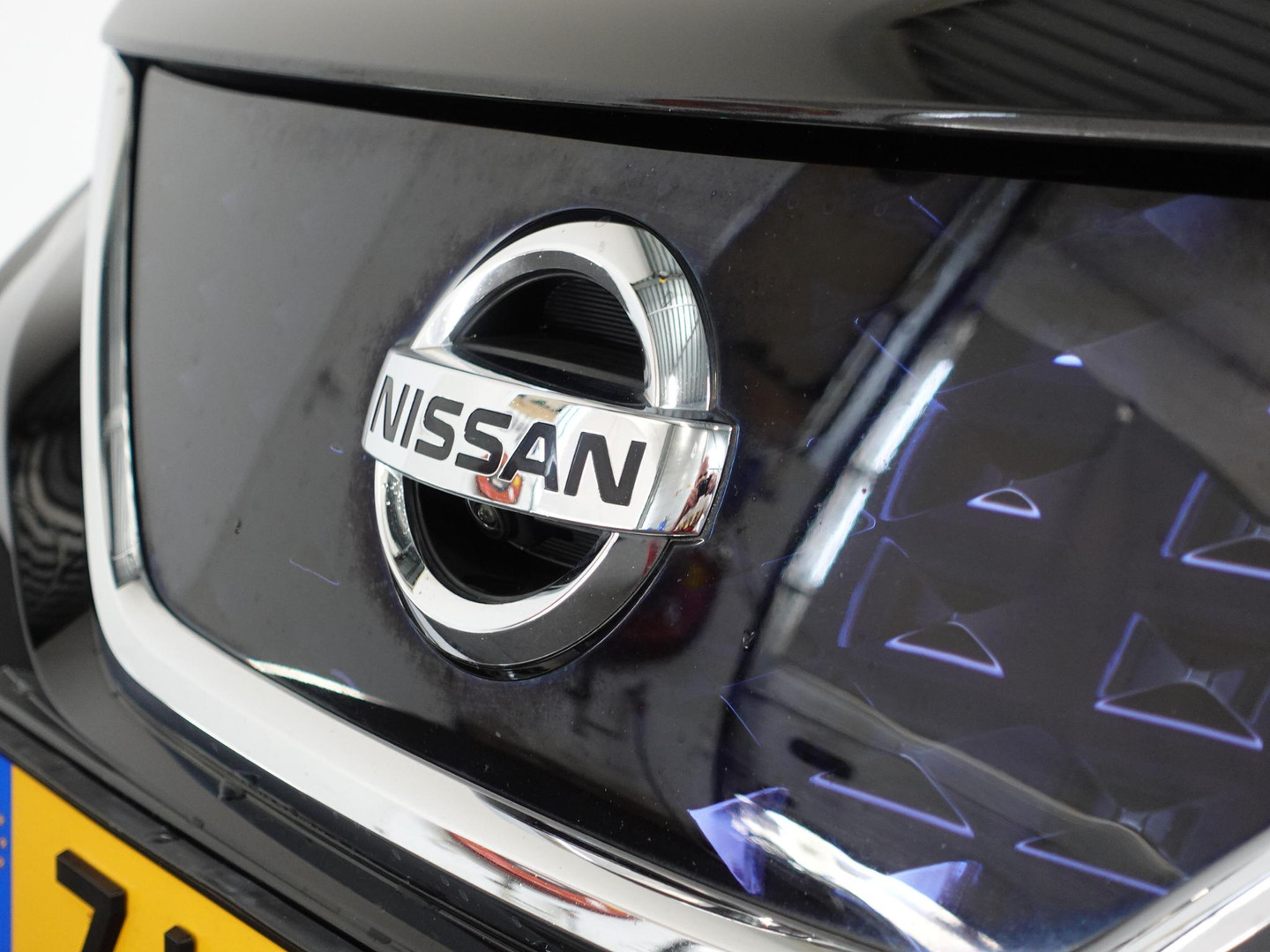 Nissan Nissan