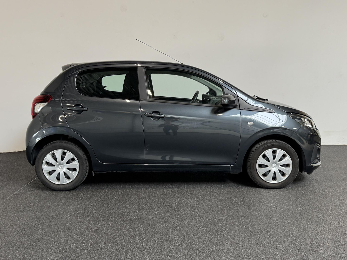 Peugeot Peugeot