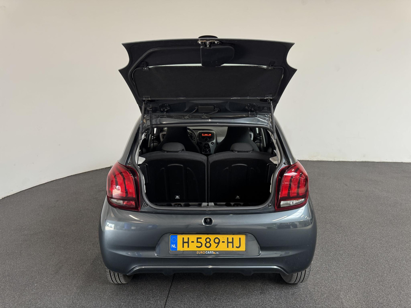Peugeot Peugeot
