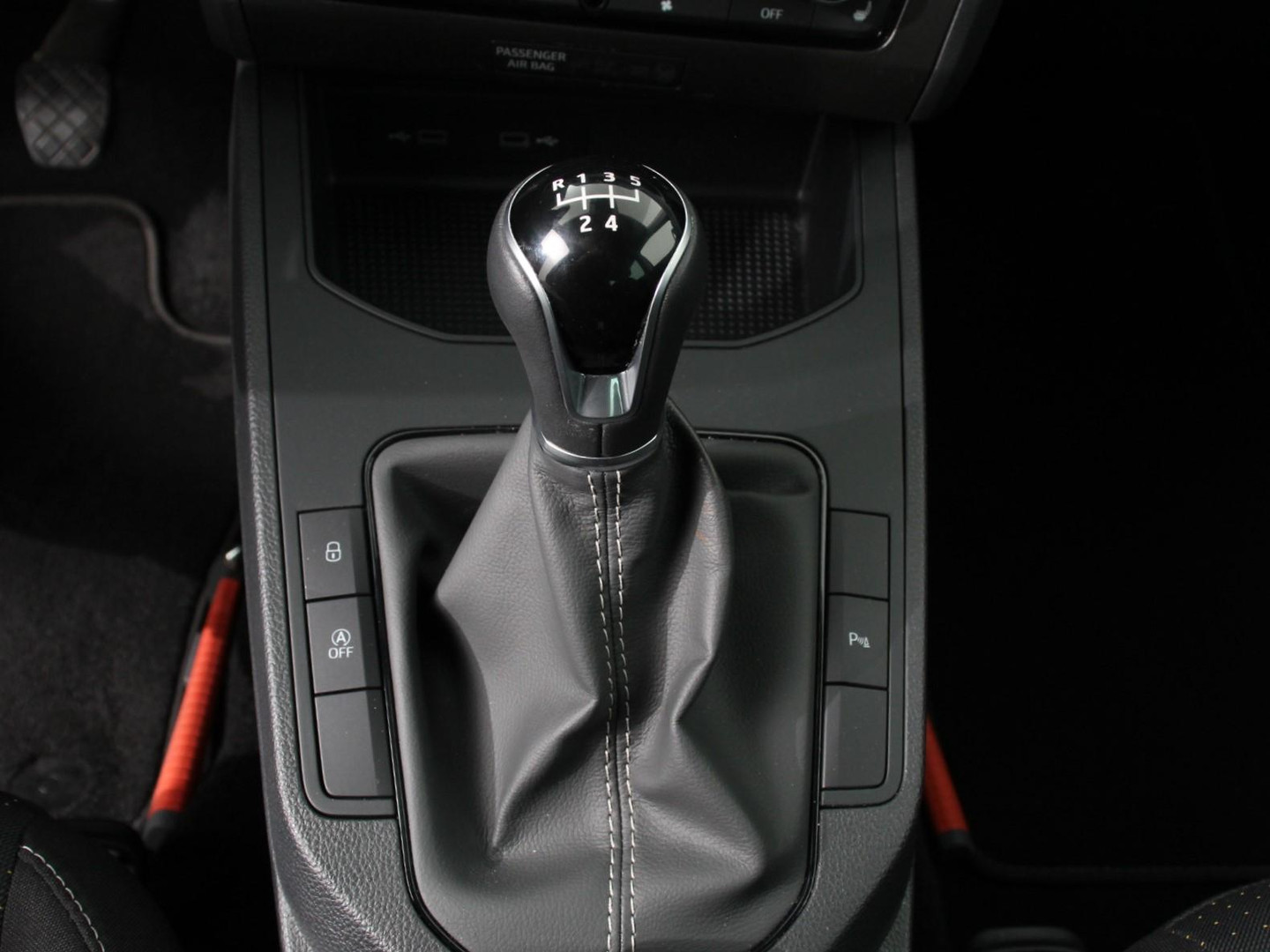 SEAT SEAT