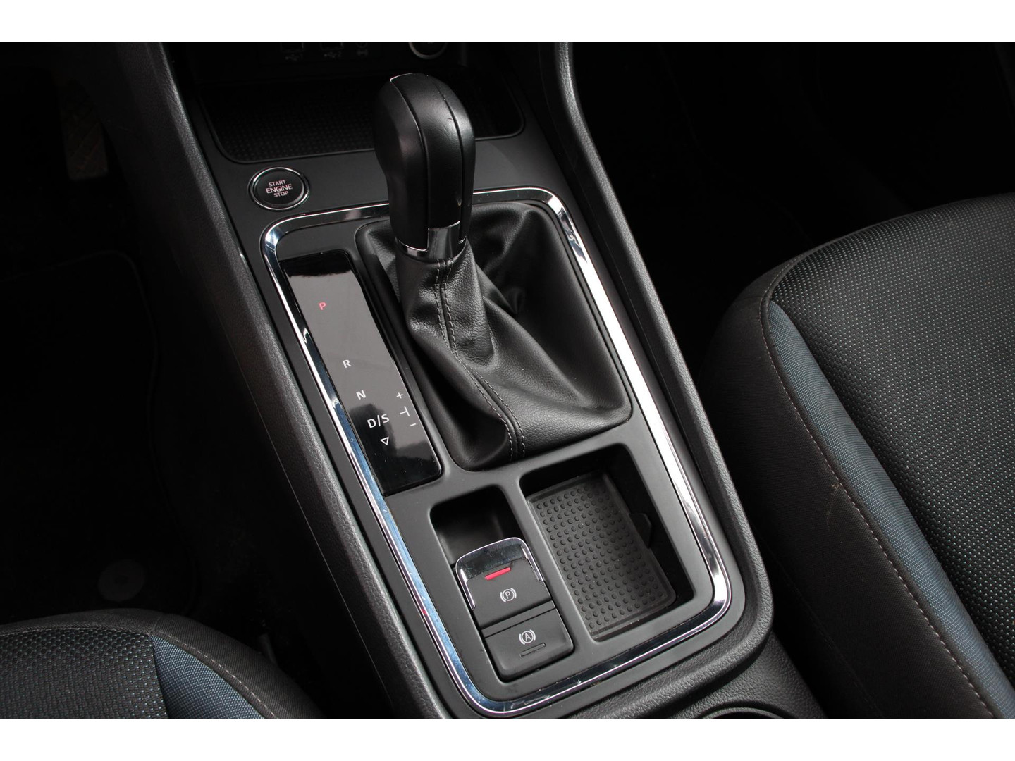 SEAT SEAT