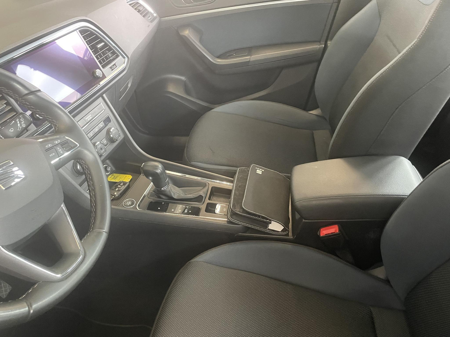 SEAT SEAT