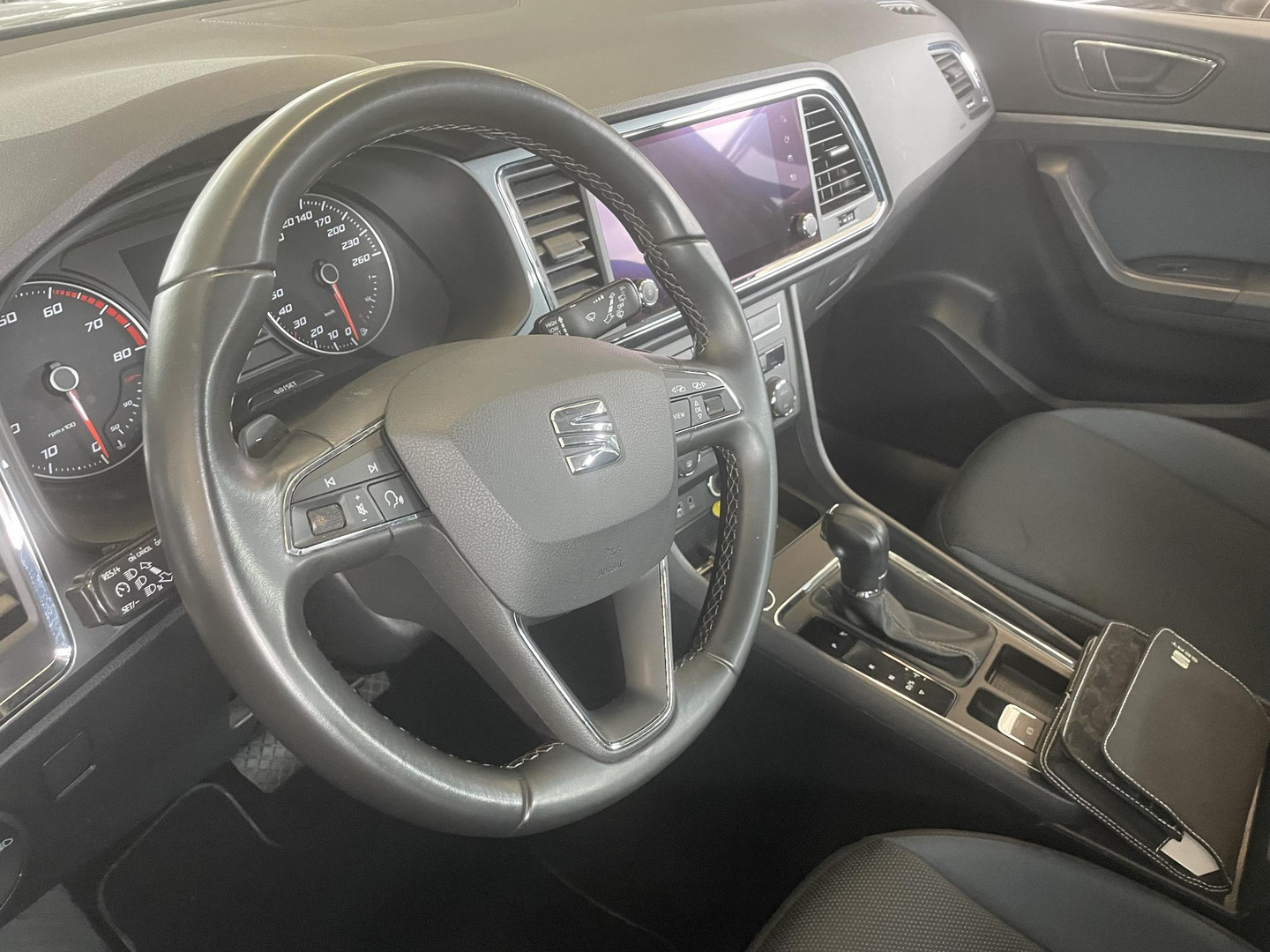 SEAT SEAT