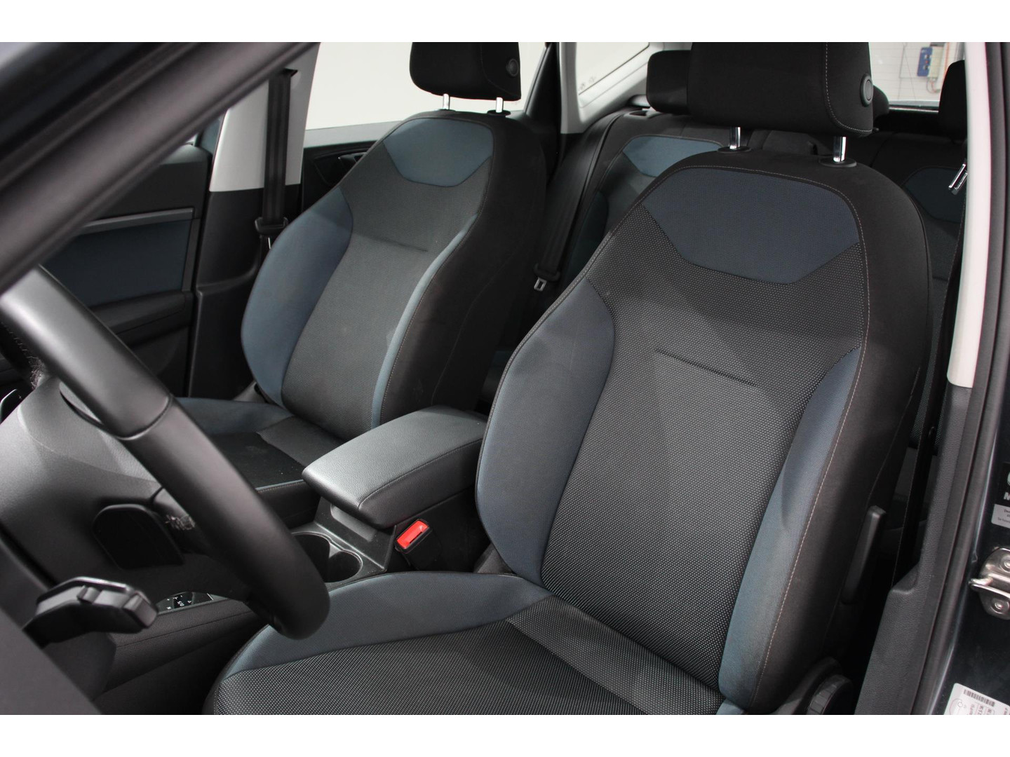 SEAT SEAT