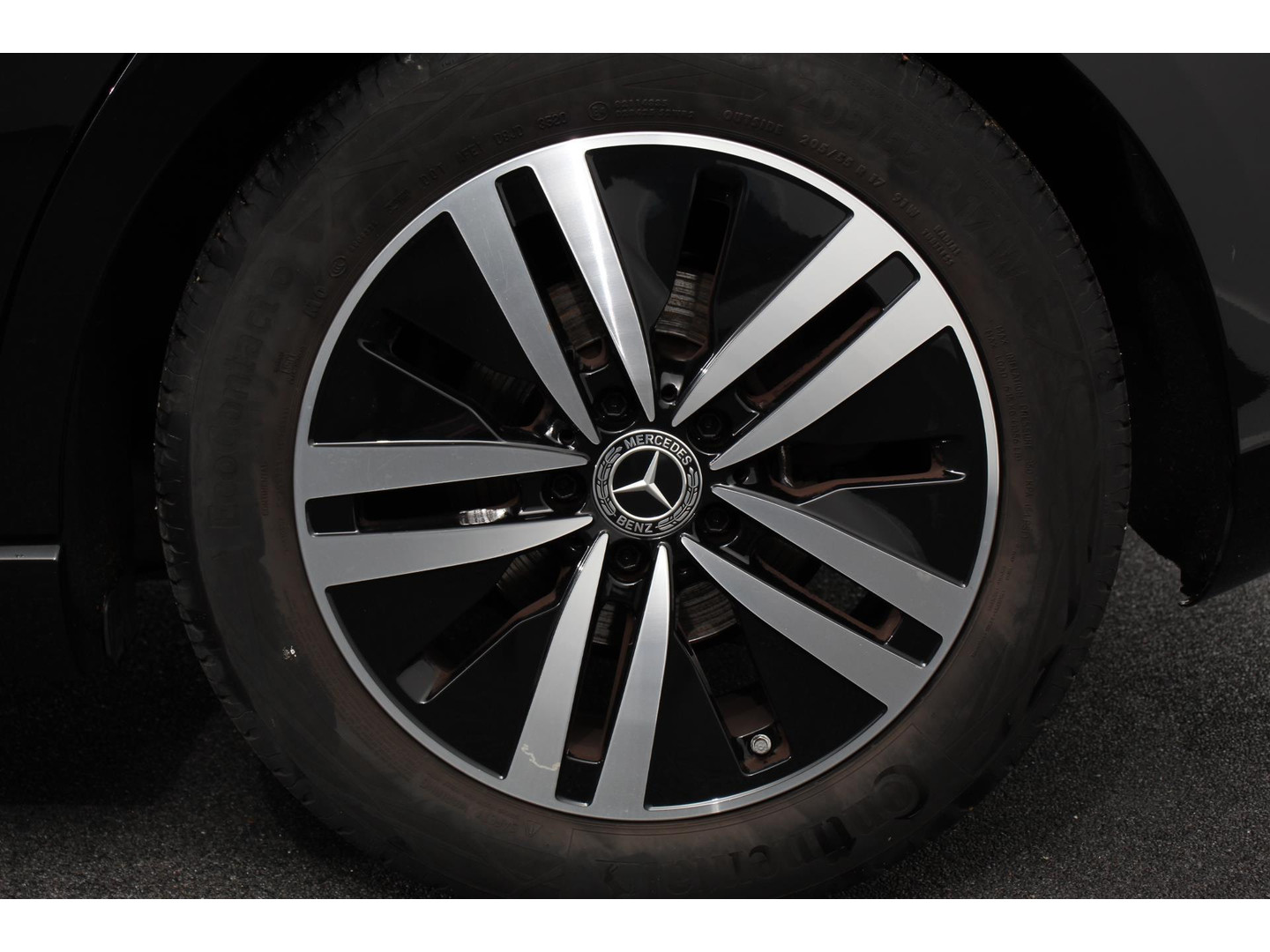 Mercedes-Benz Mercedes-Benz