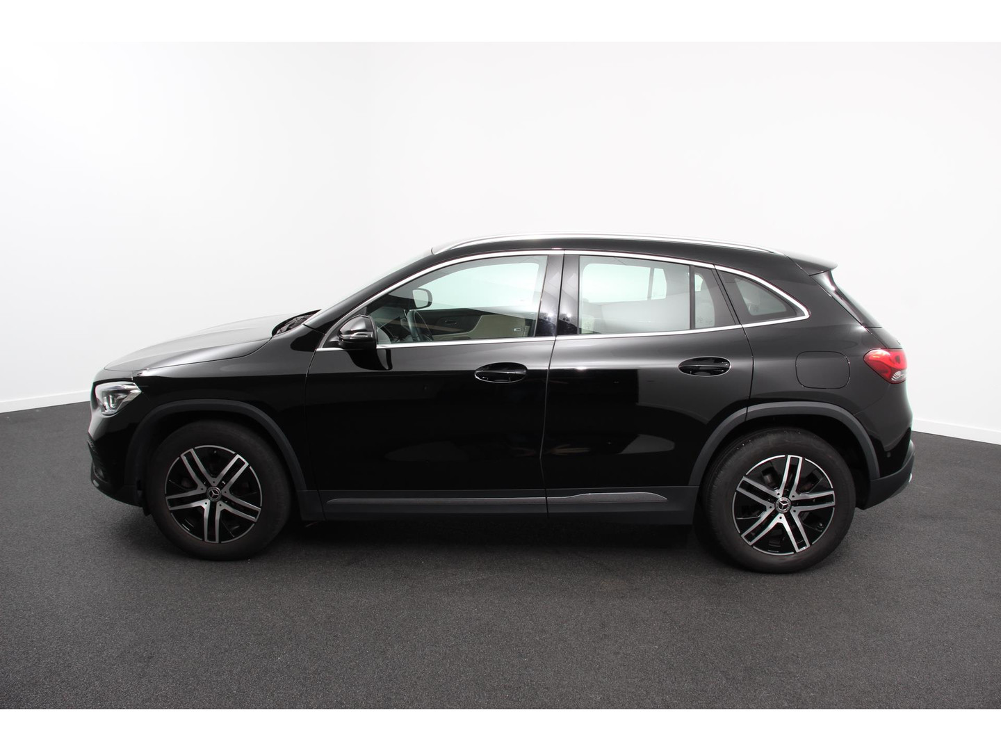 Mercedes-Benz Mercedes-Benz