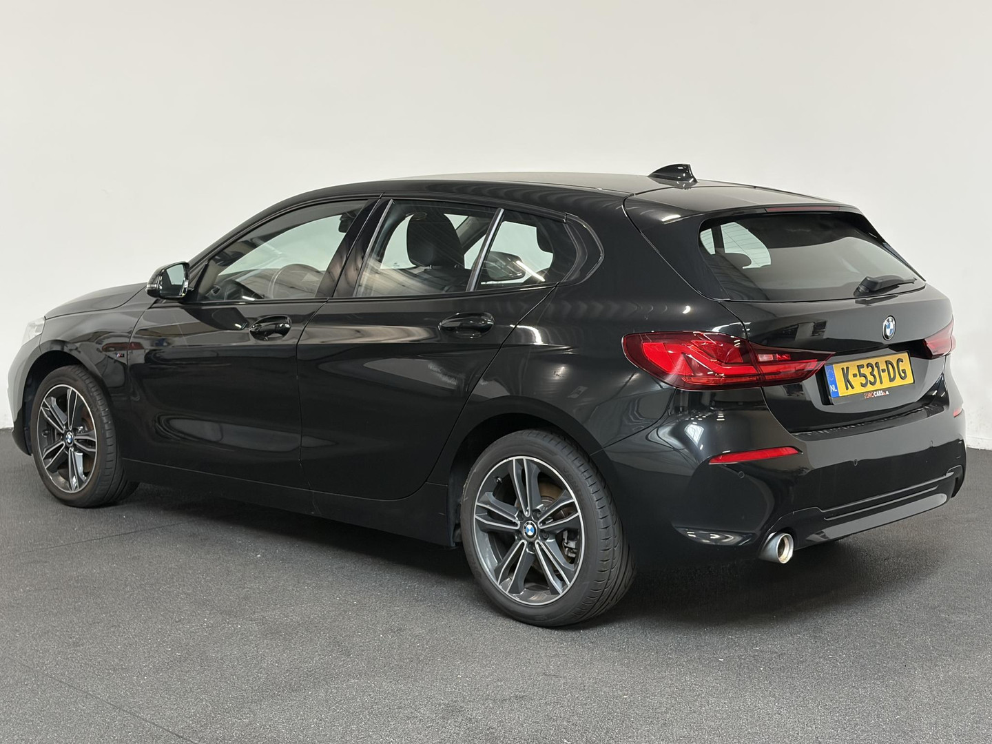 BMW BMW