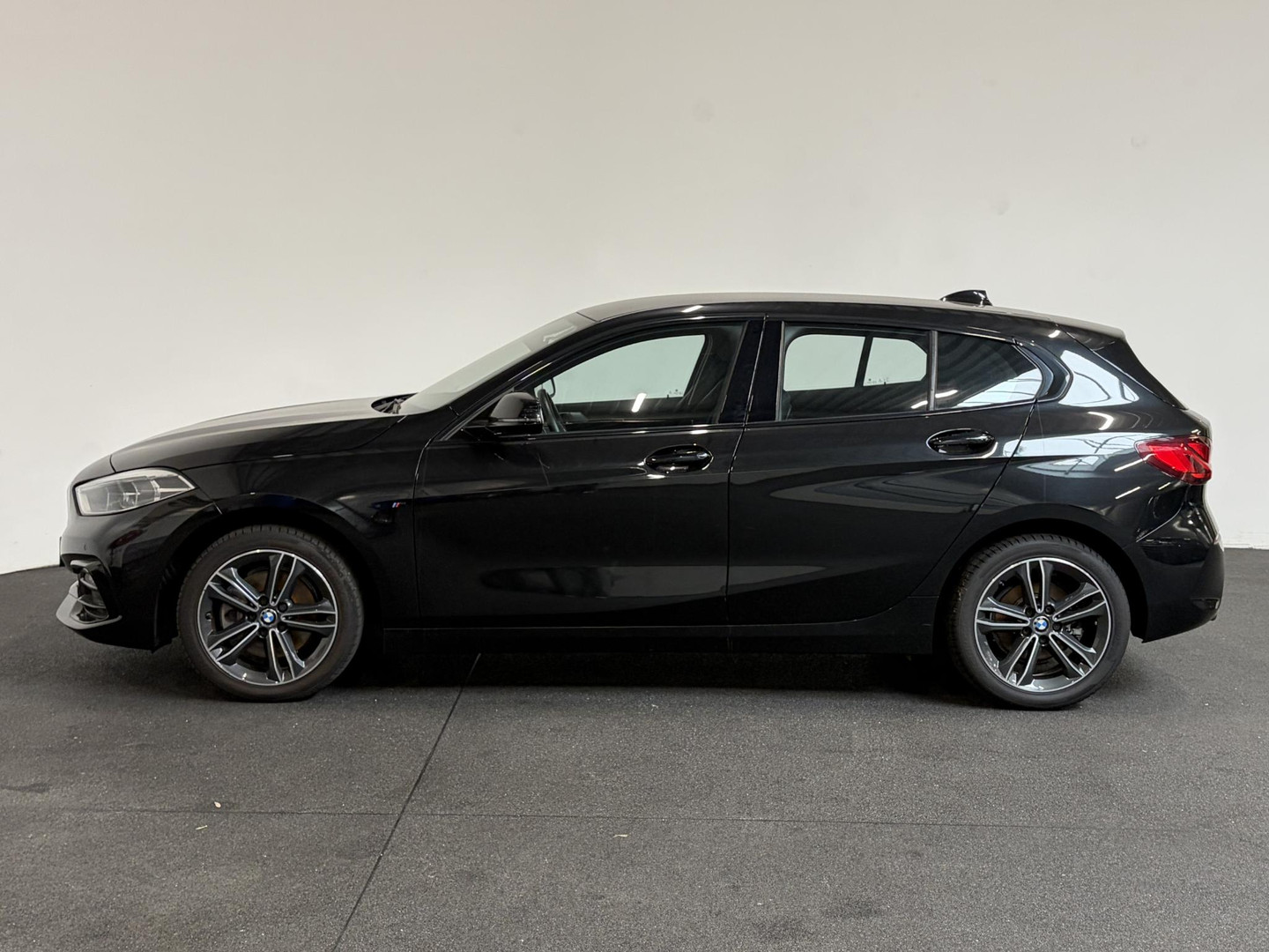 BMW BMW