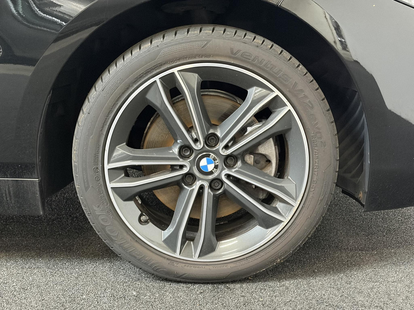 BMW BMW