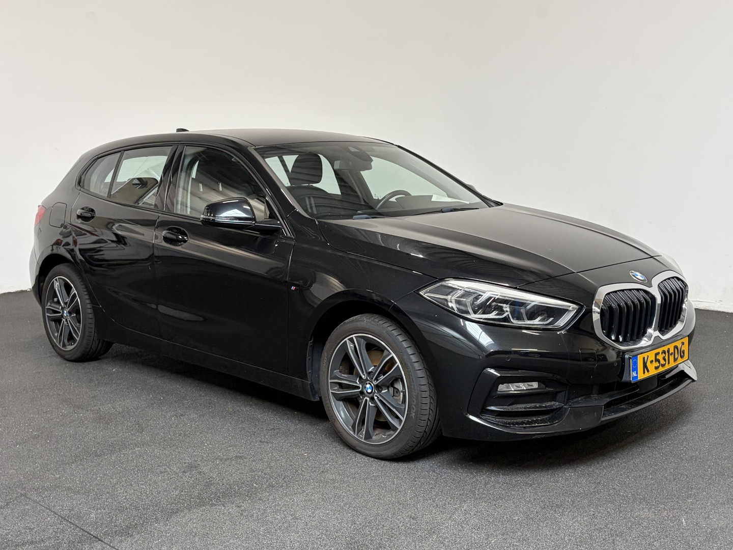 BMW BMW