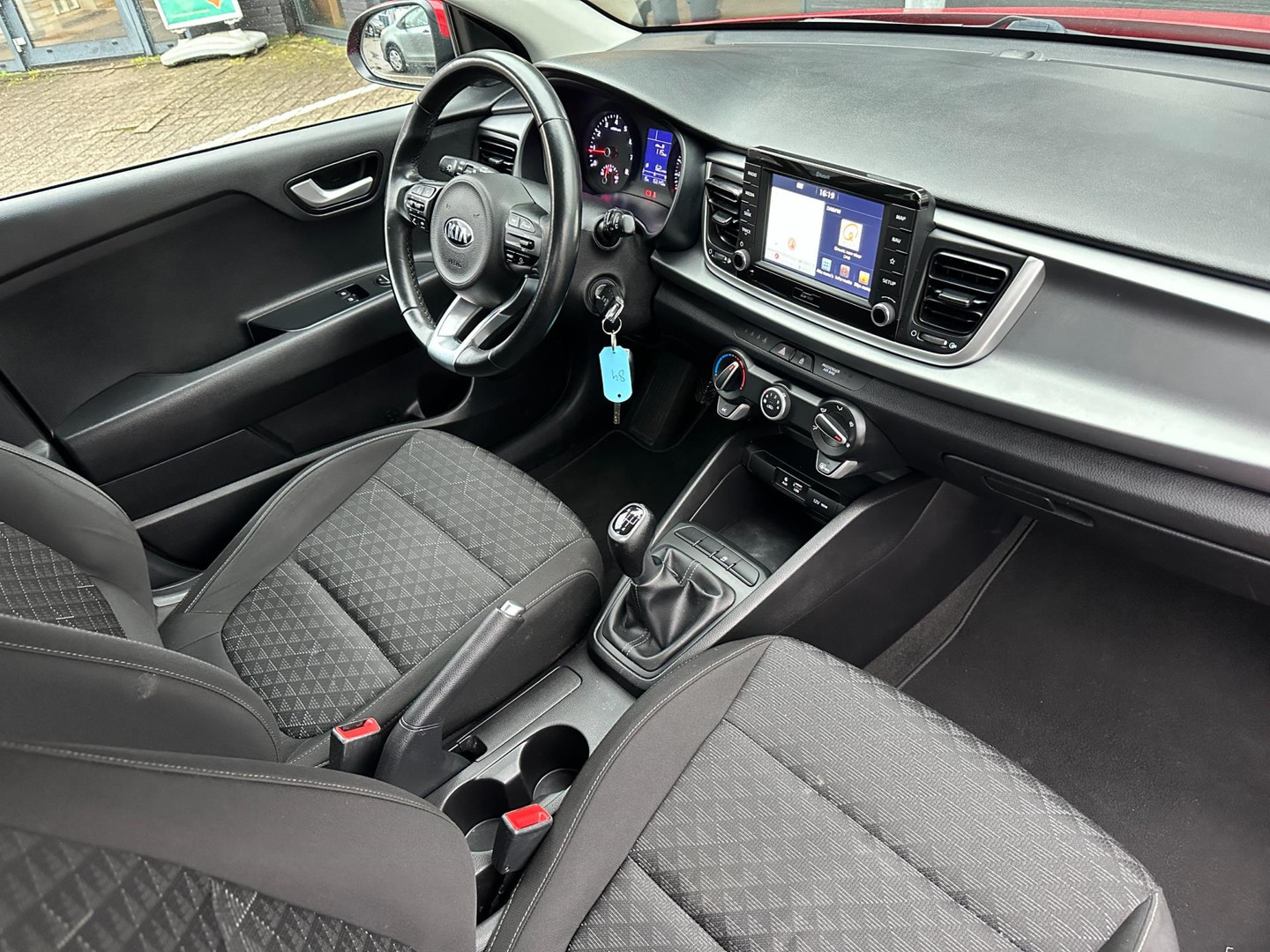 Kia