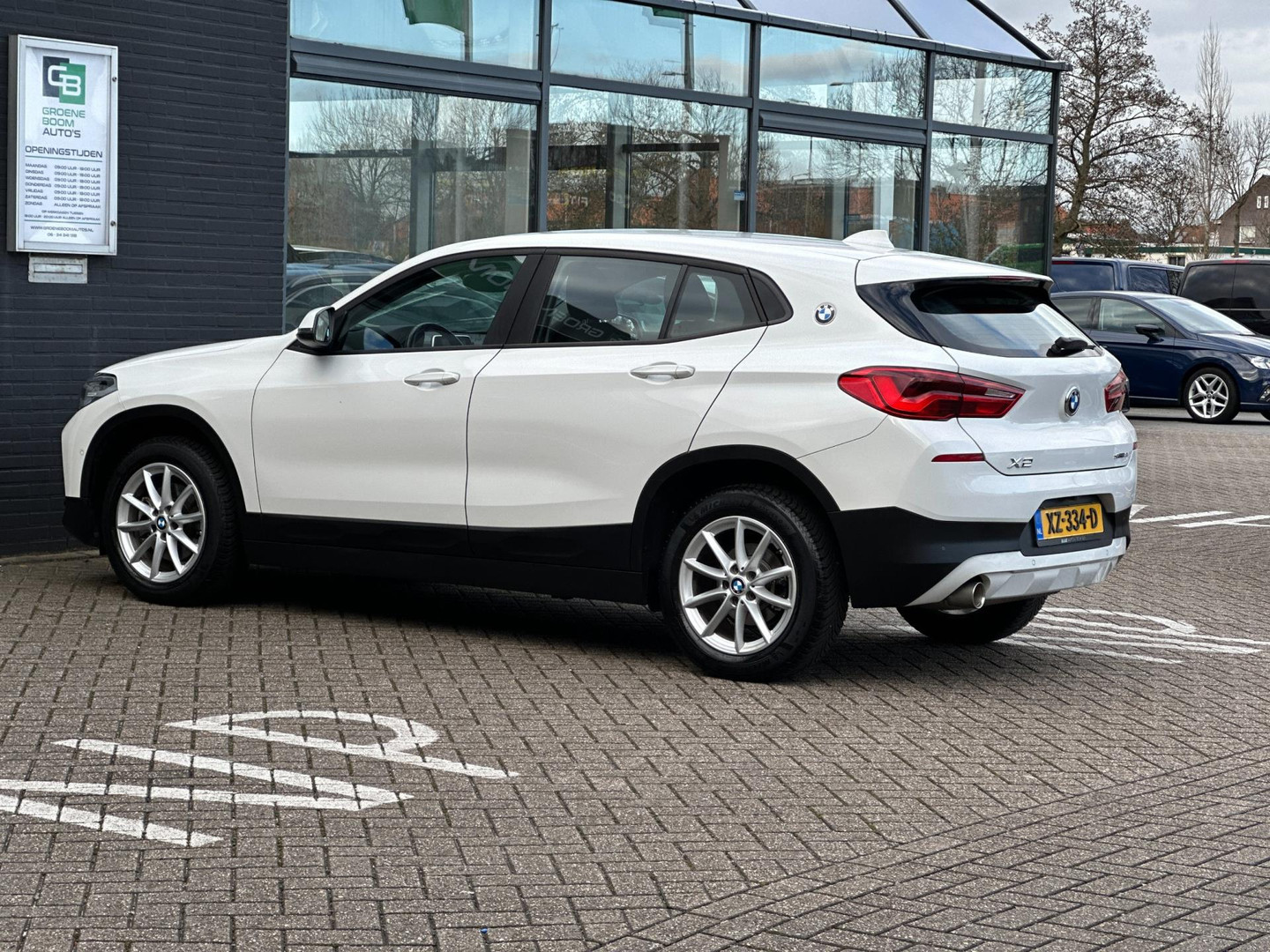 BMW