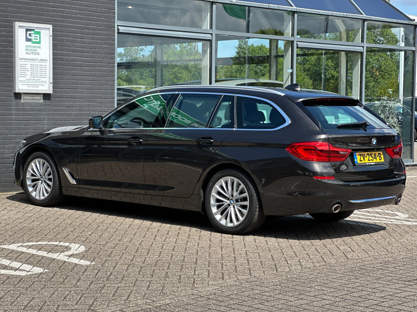 BMW BMW
