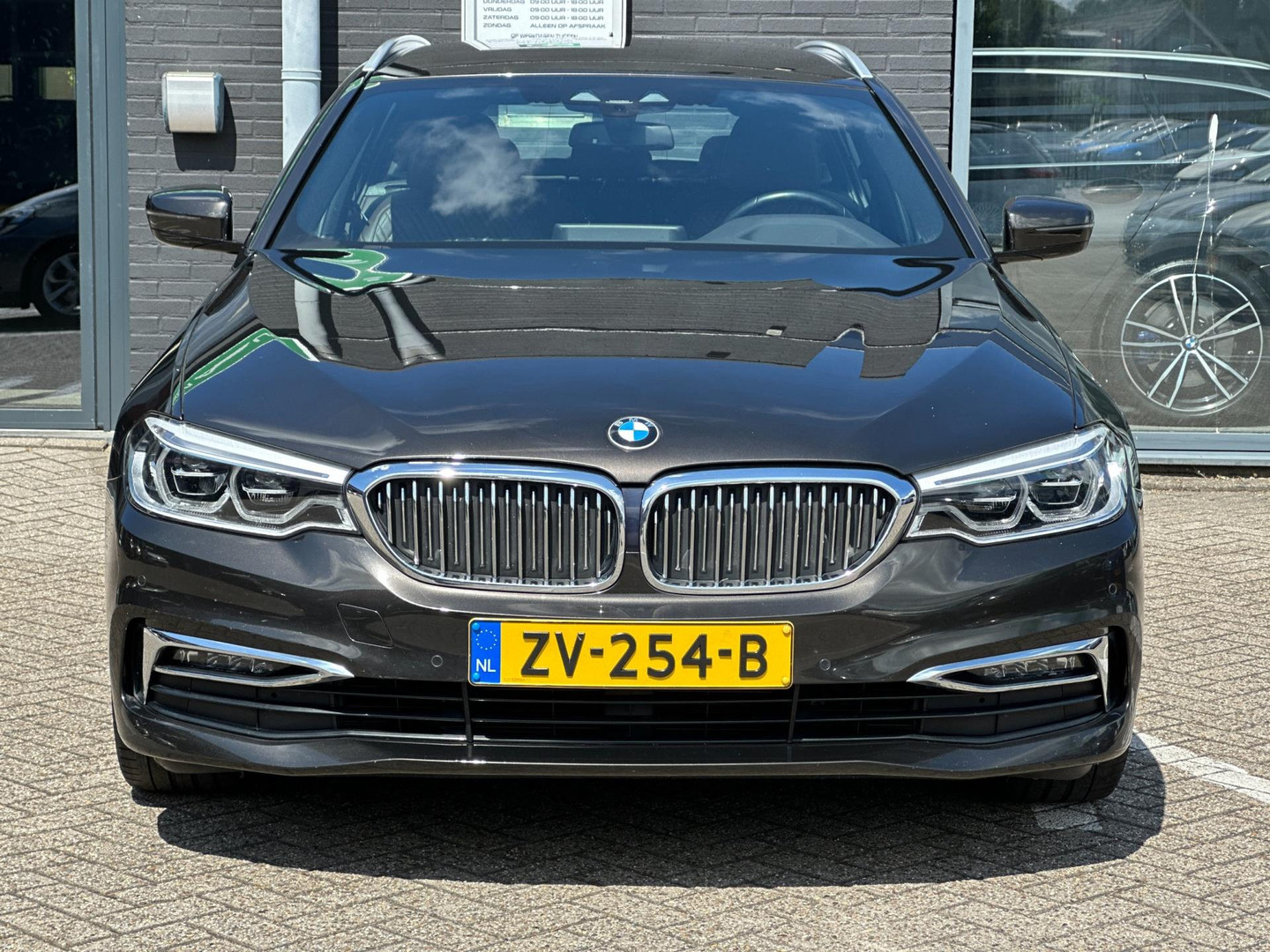 BMW BMW
