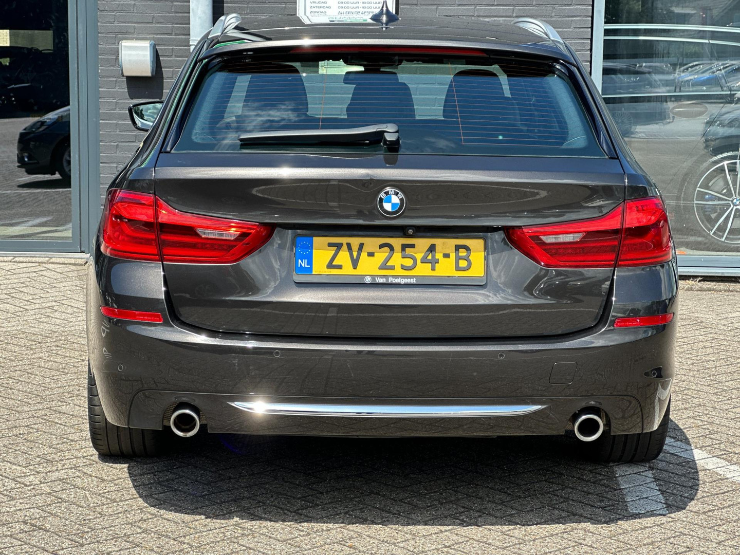 BMW BMW