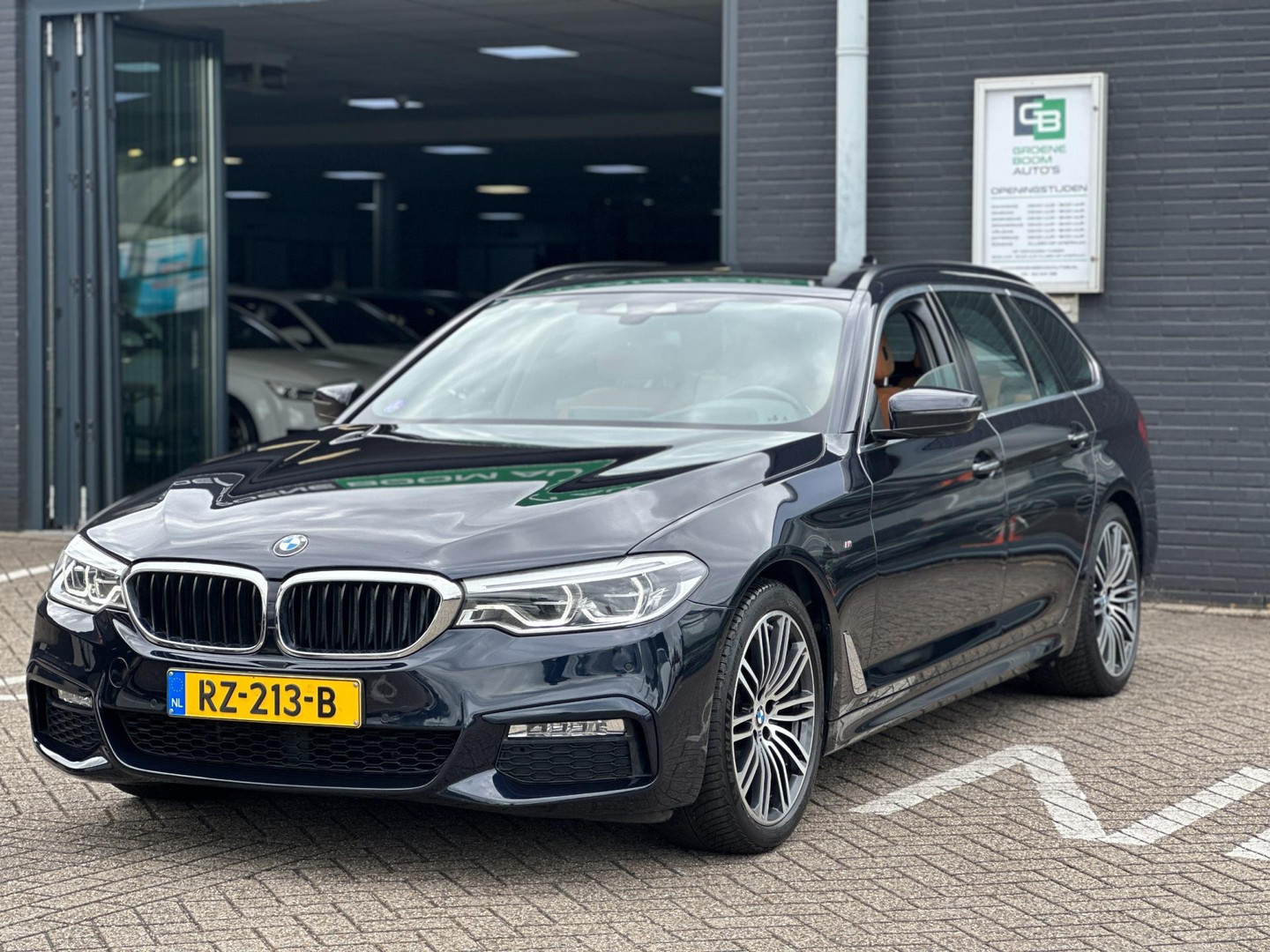 BMW BMW