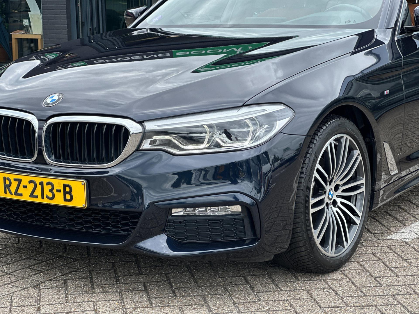 BMW BMW