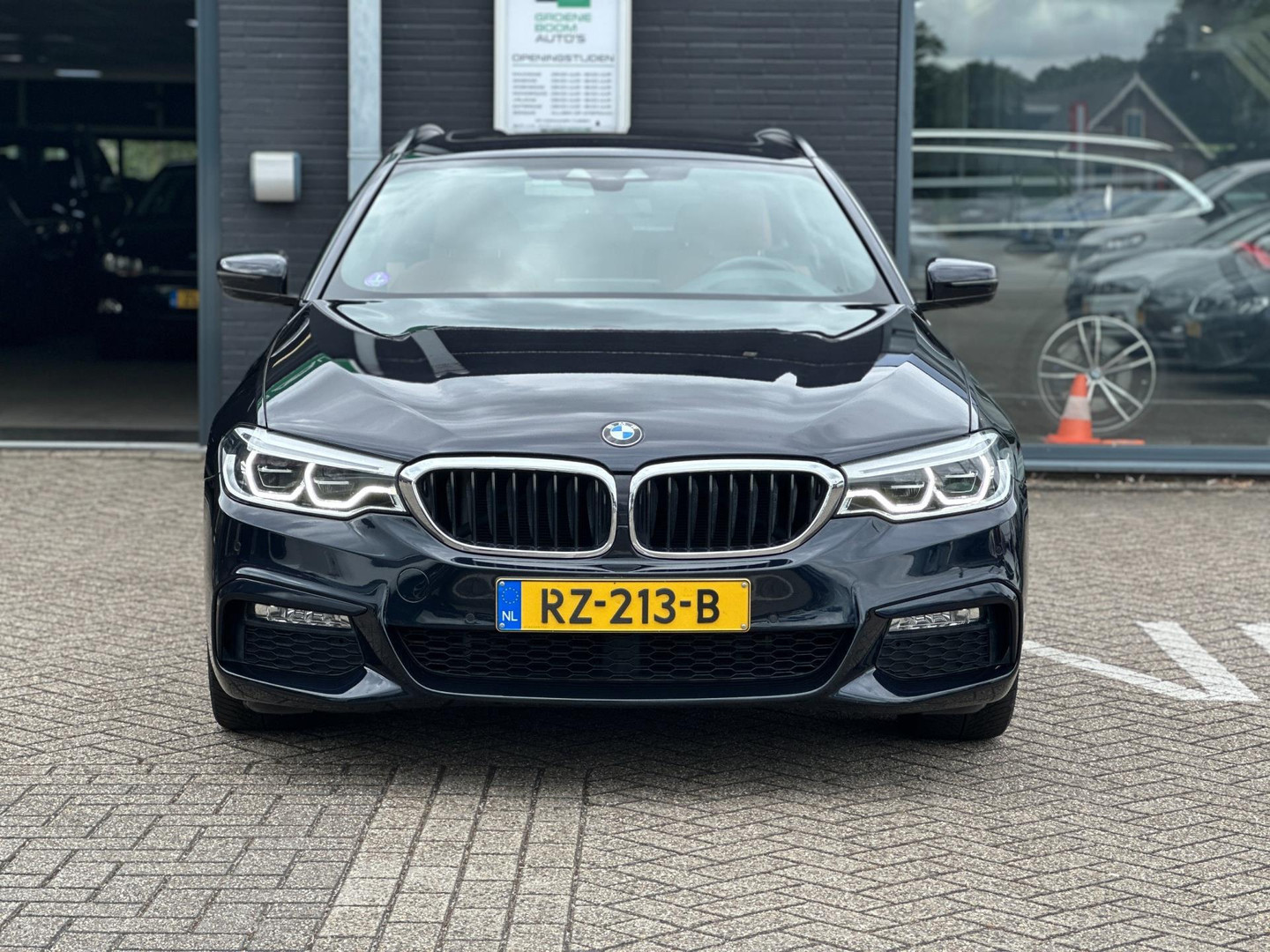 BMW BMW