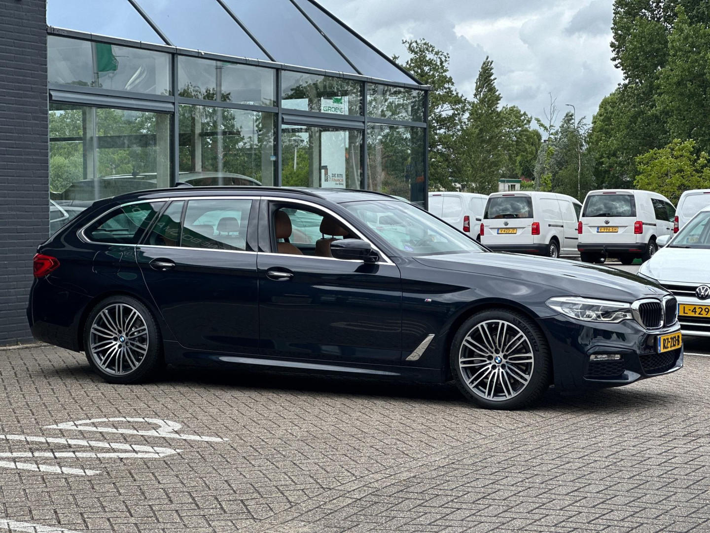 BMW BMW