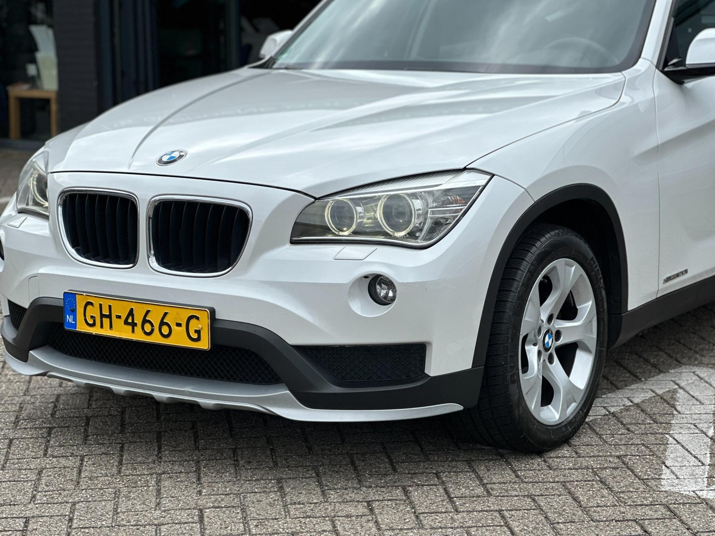 BMW