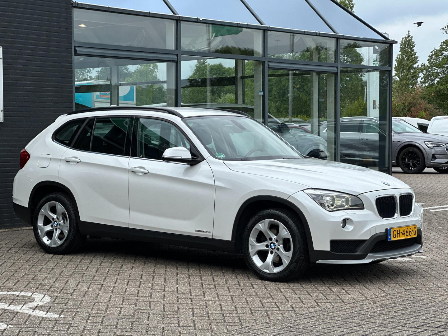 BMW