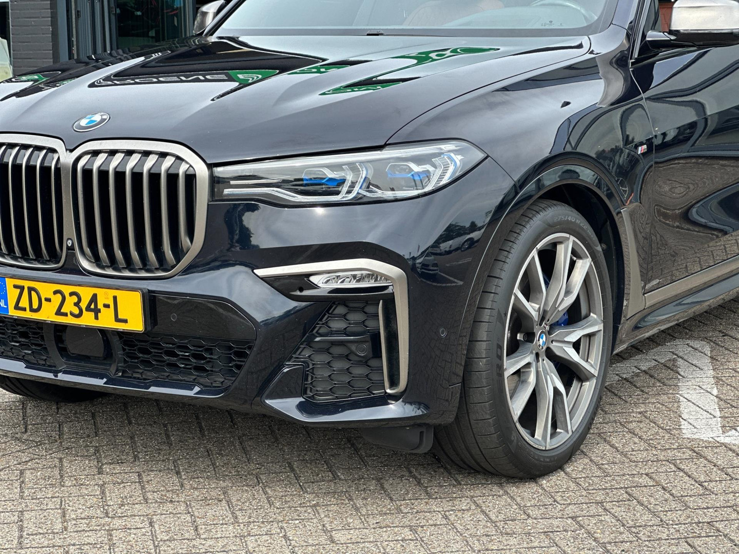 BMW BMW