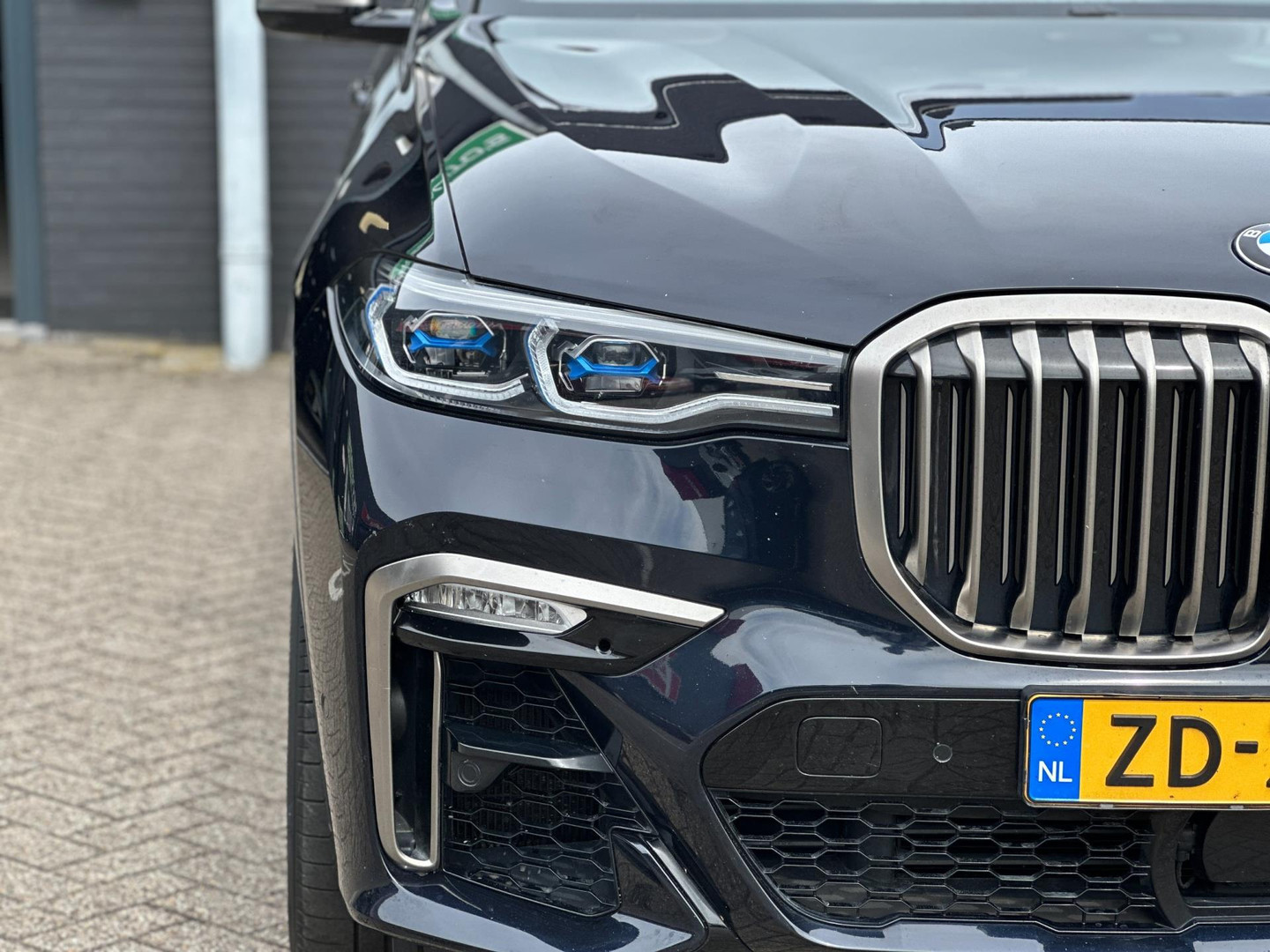 BMW BMW
