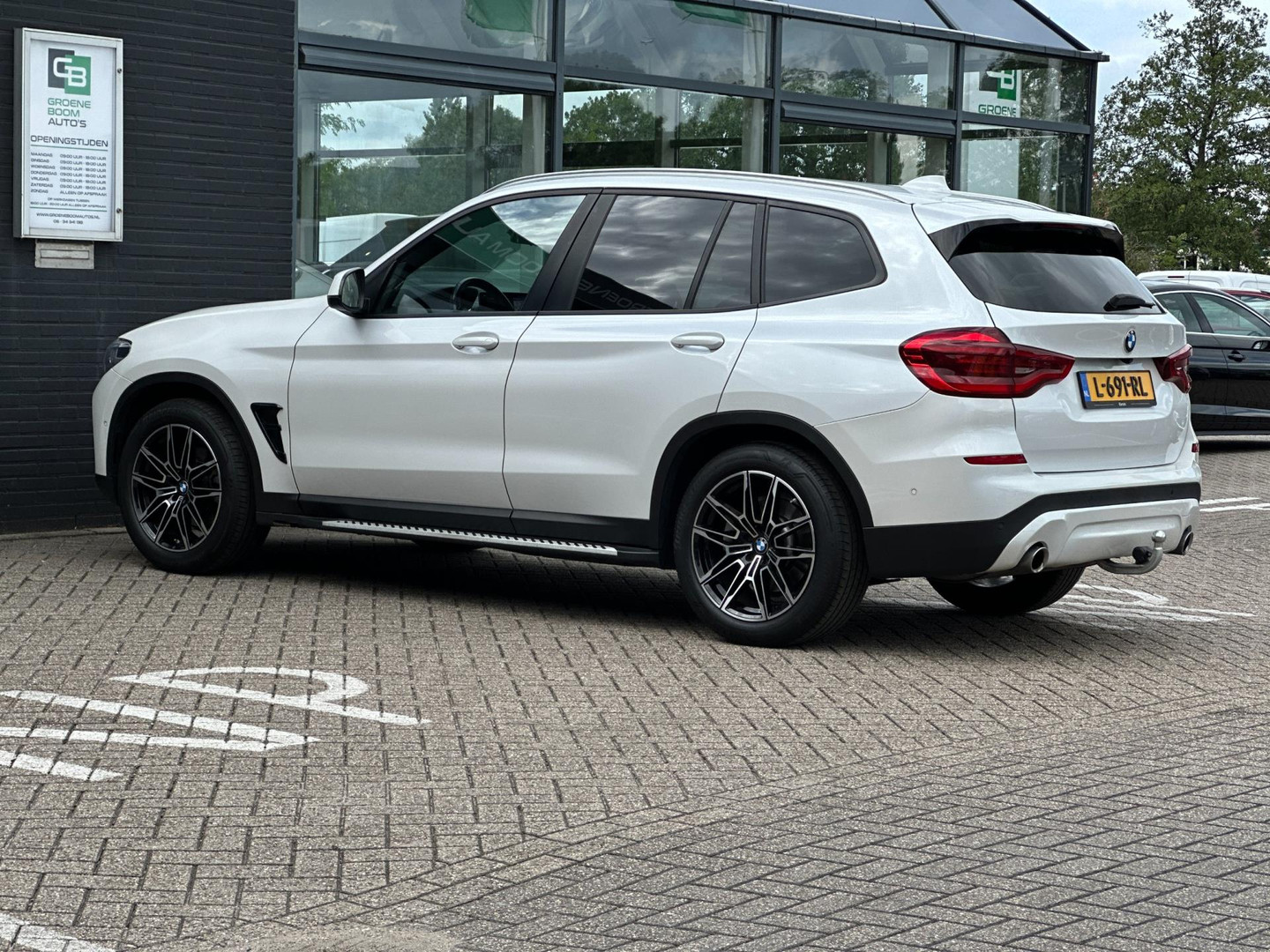 BMW