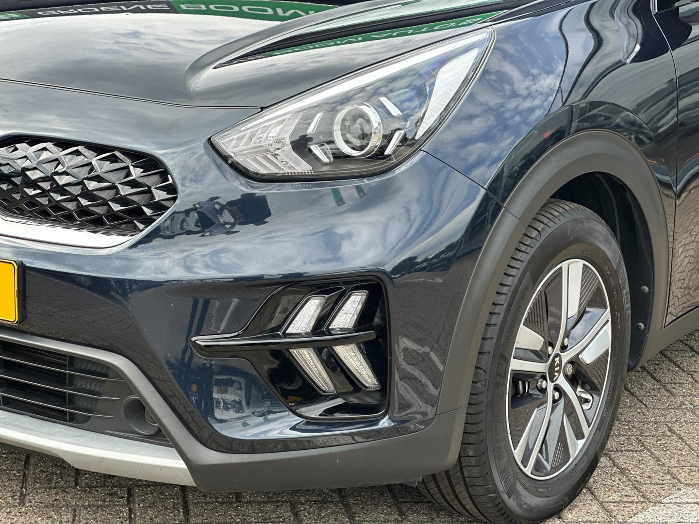Kia