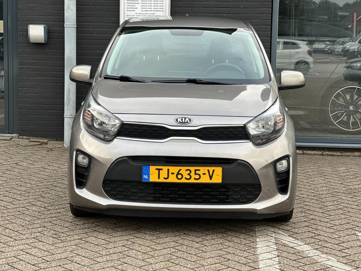 Kia