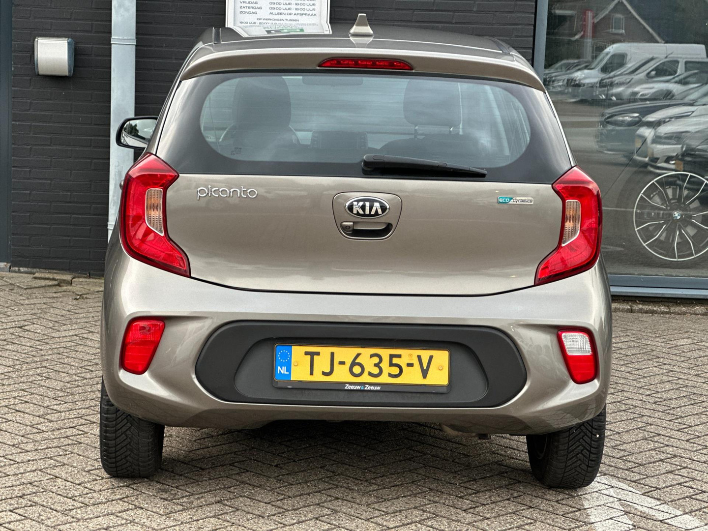 Kia