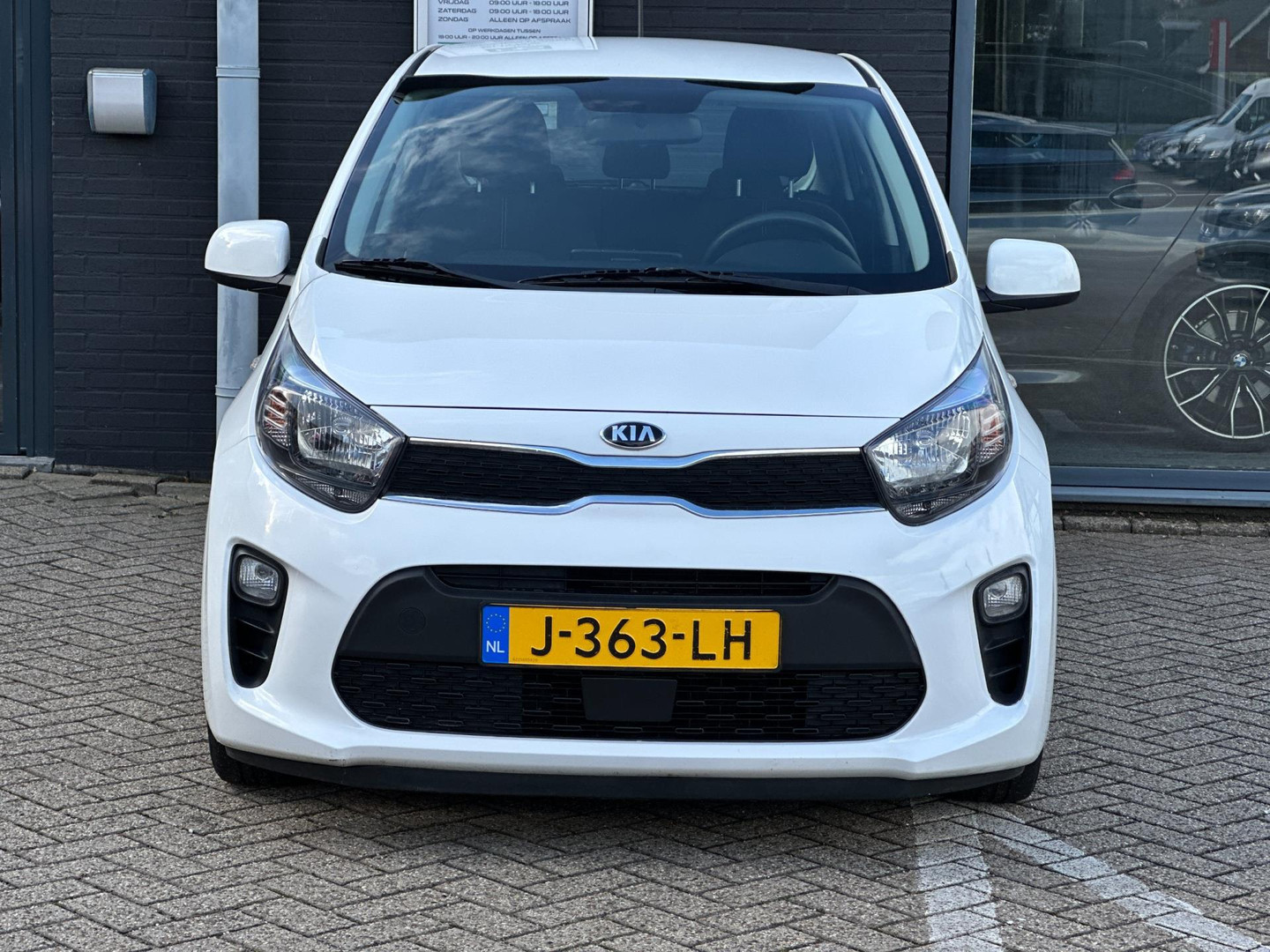 Kia