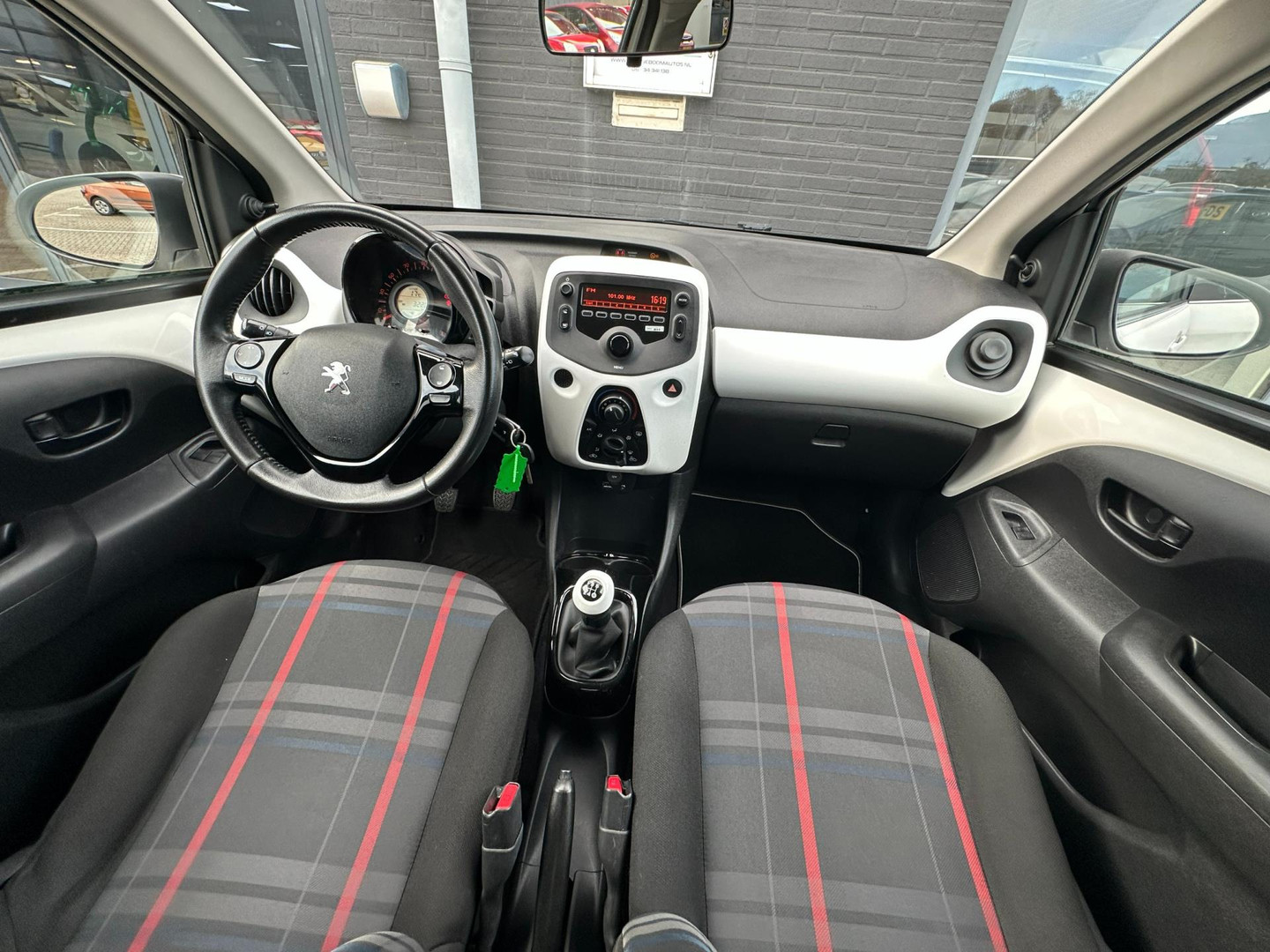 Peugeot