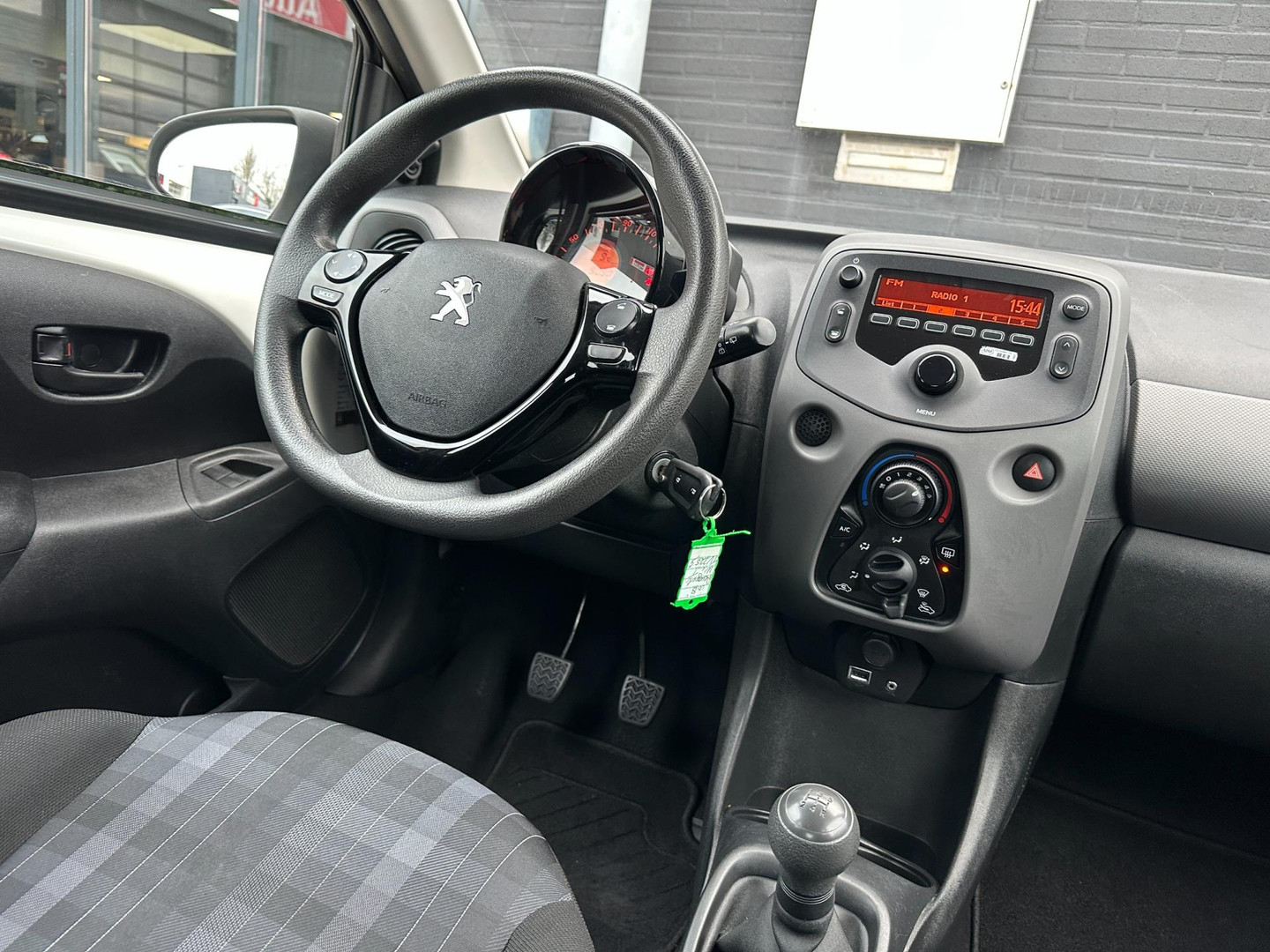Peugeot