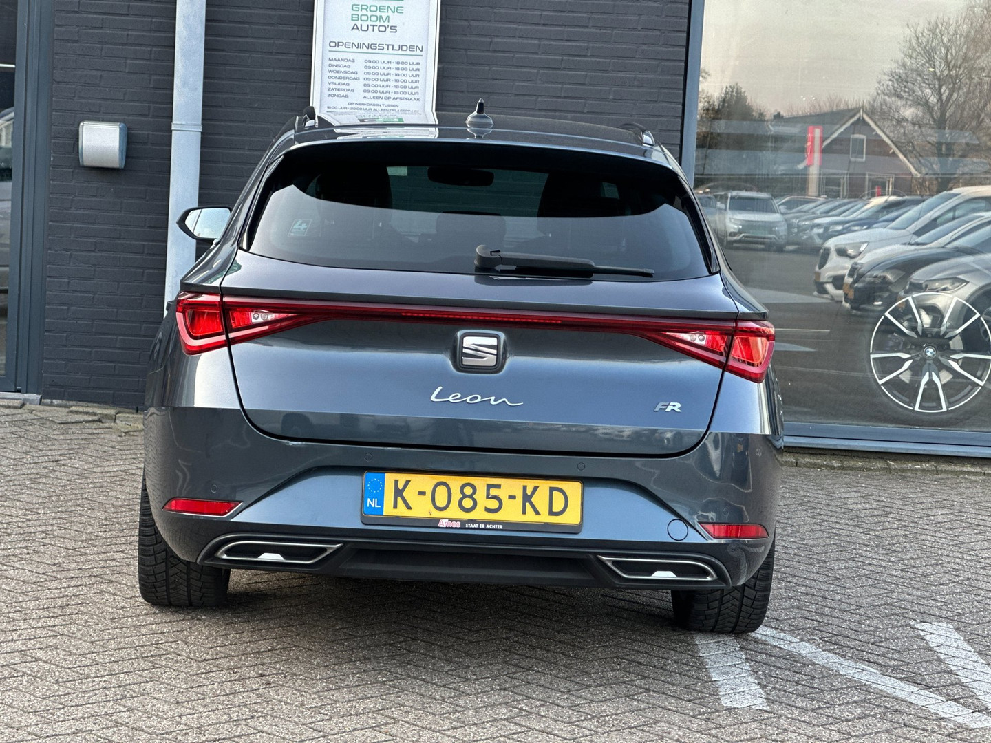 SEAT