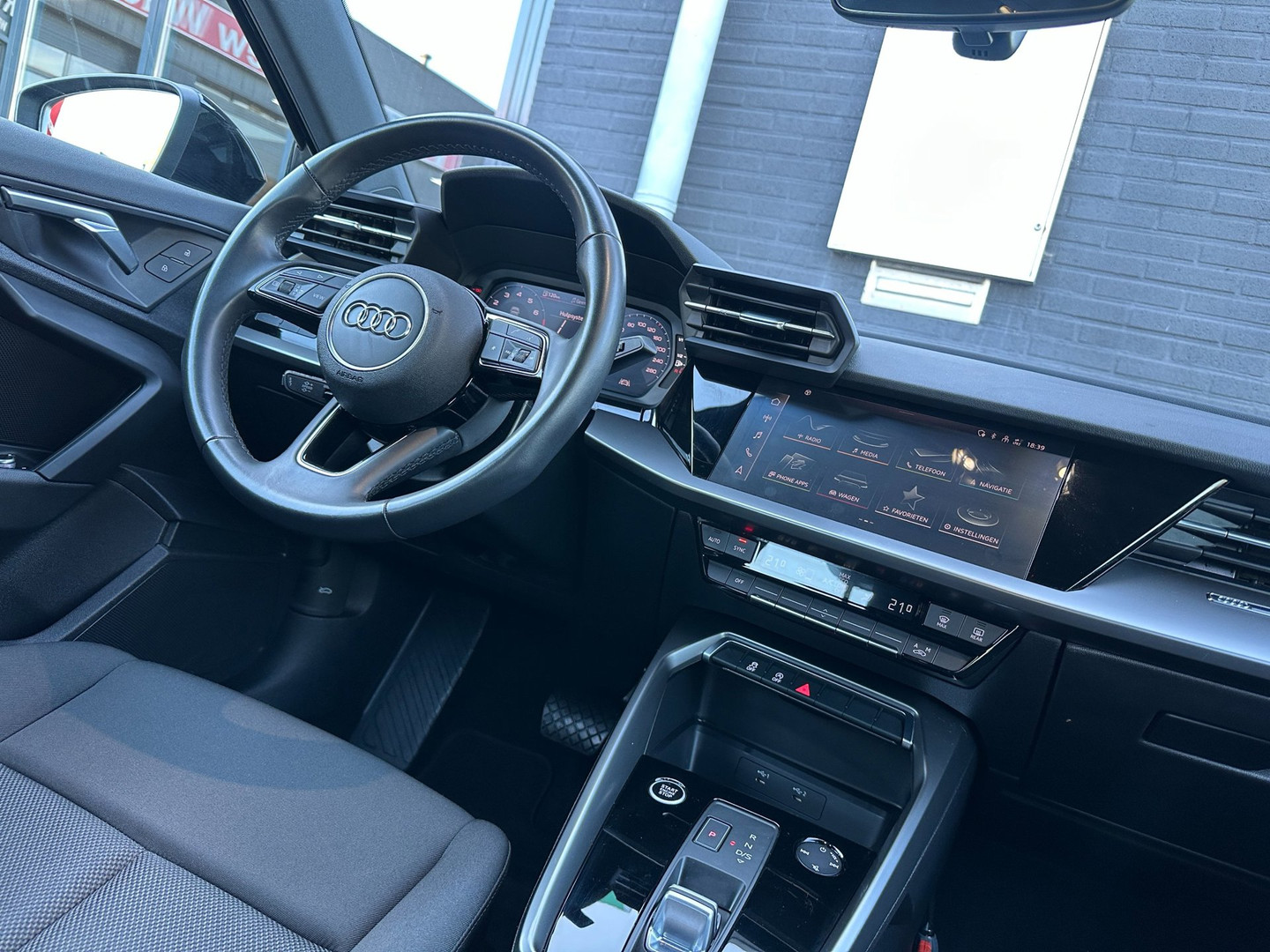 Audi