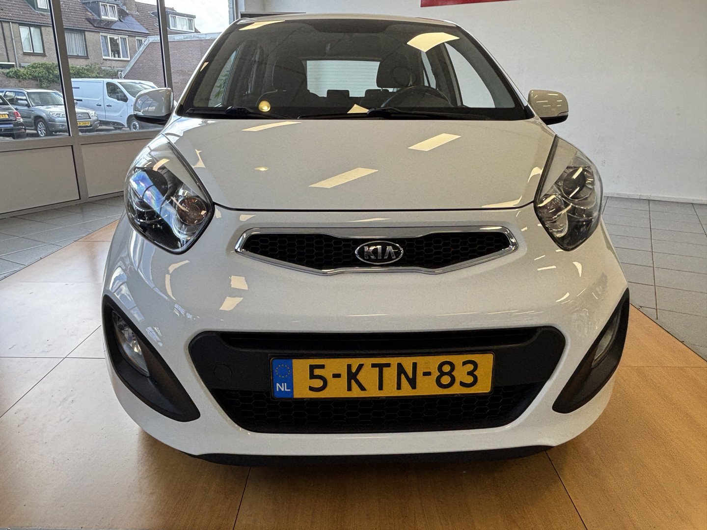 Kia