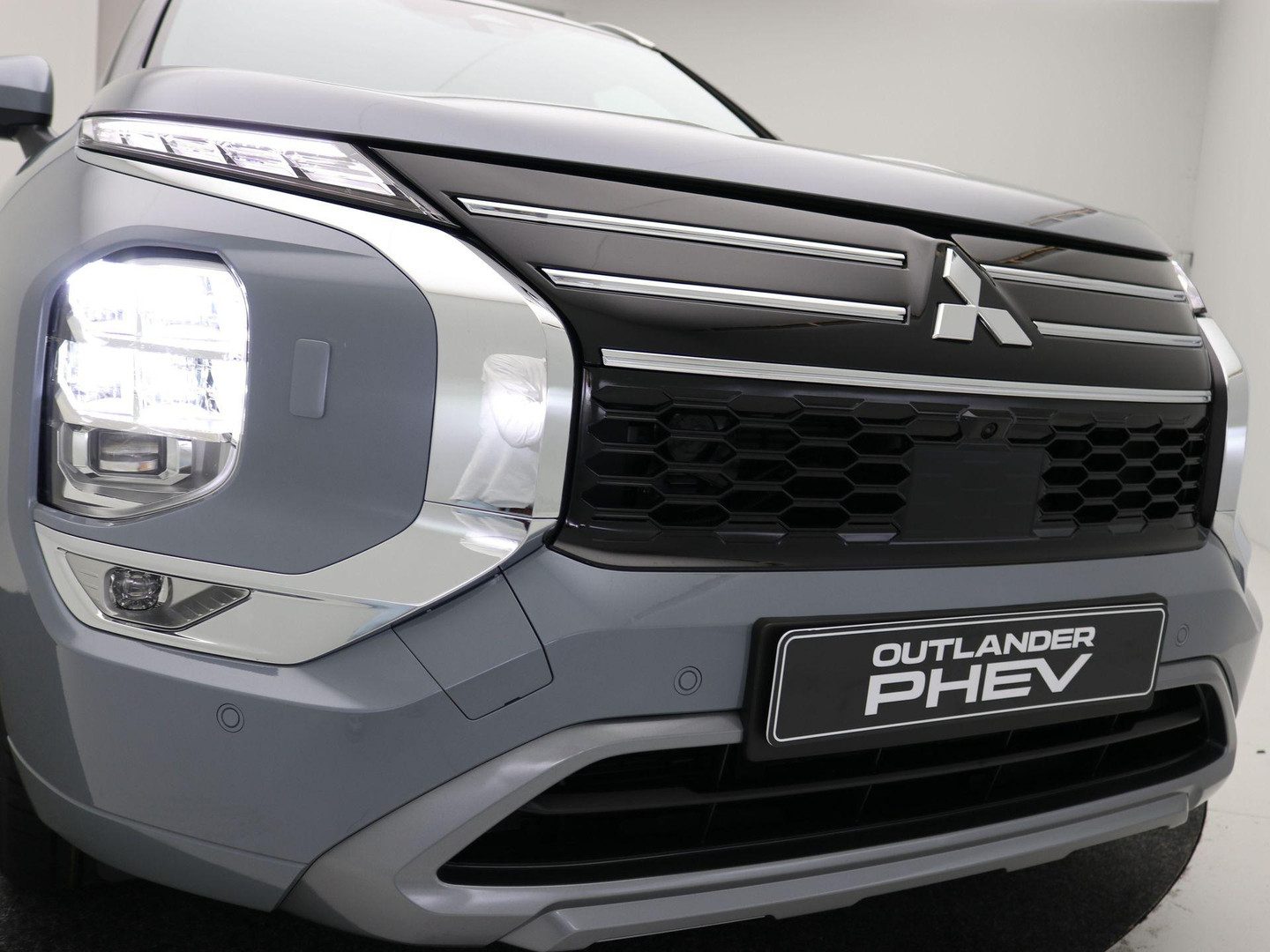 Mitsubishi Mitsubishi