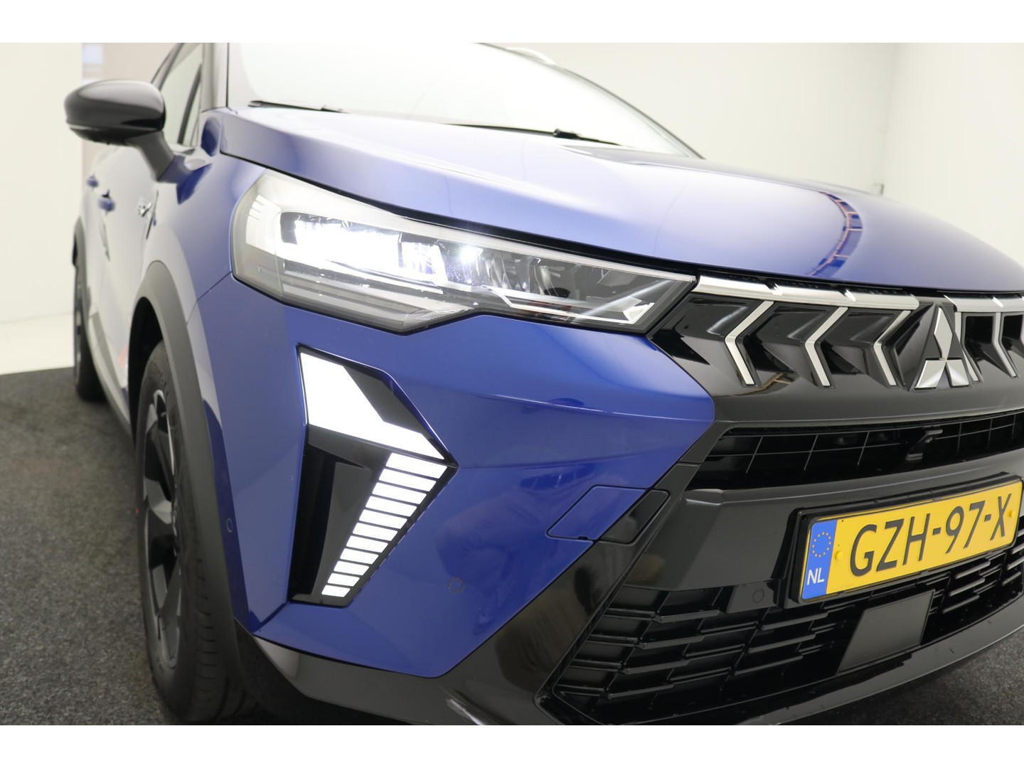 Mitsubishi Mitsubishi