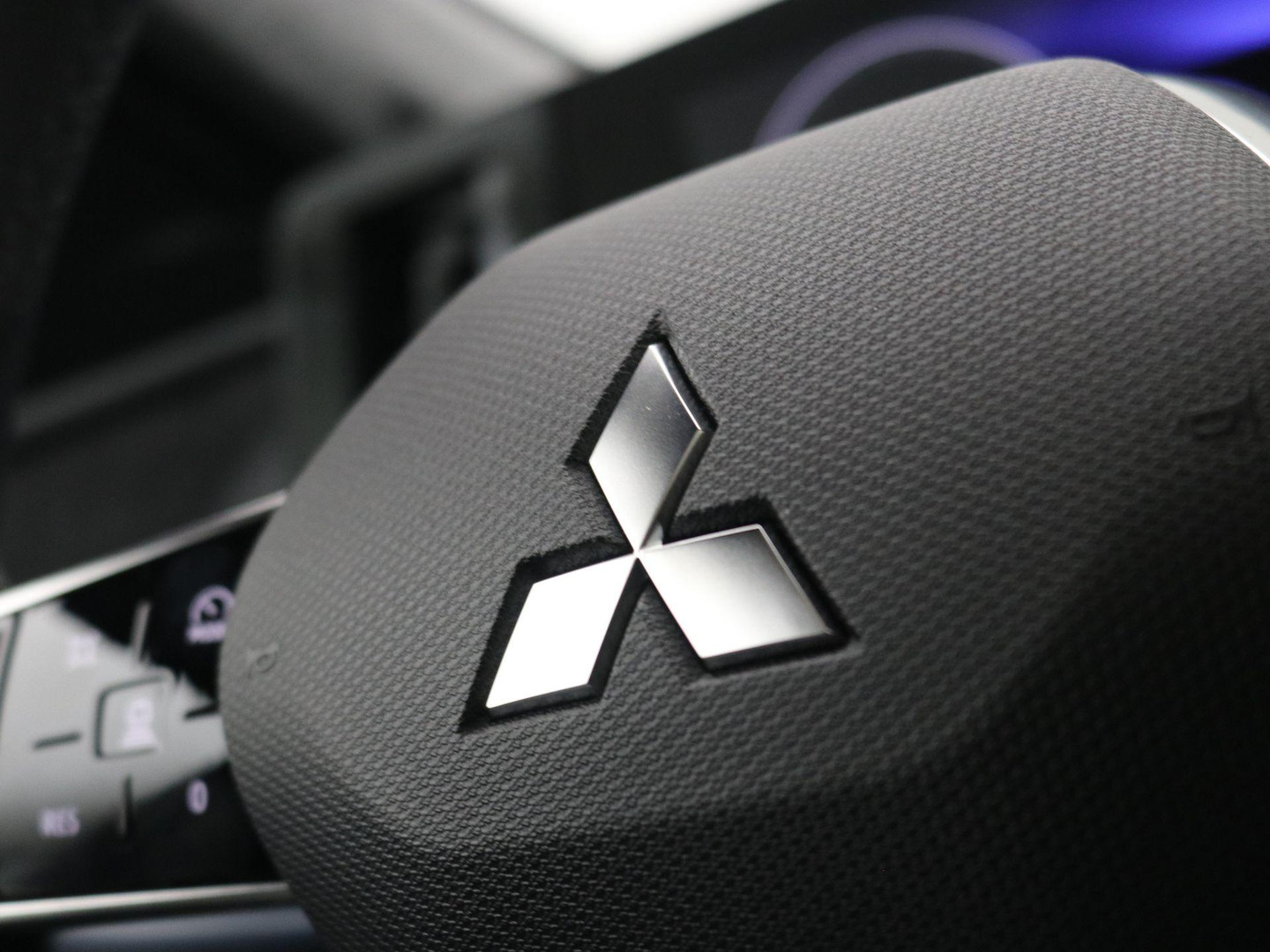 Mitsubishi Mitsubishi