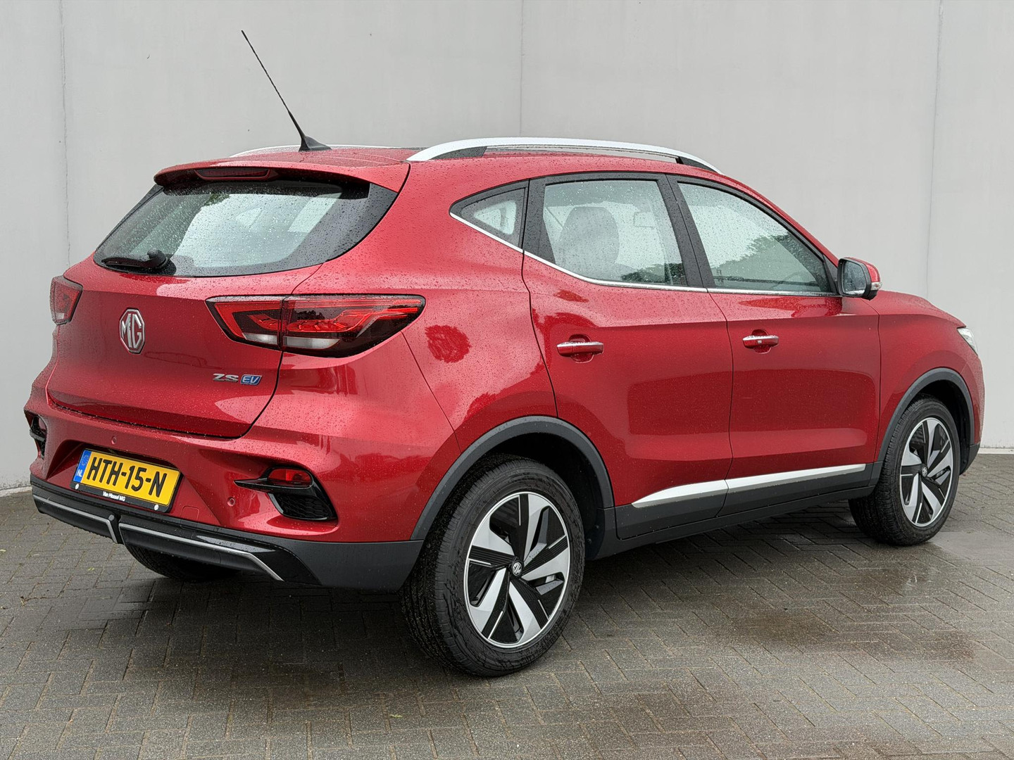 MG ZS