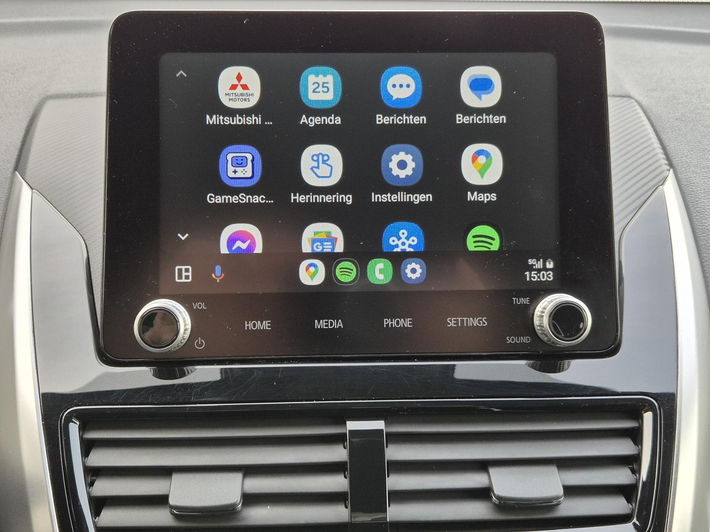 Mitsubishi Mitsubishi