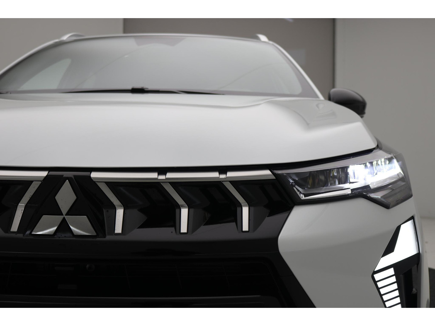 Mitsubishi Mitsubishi