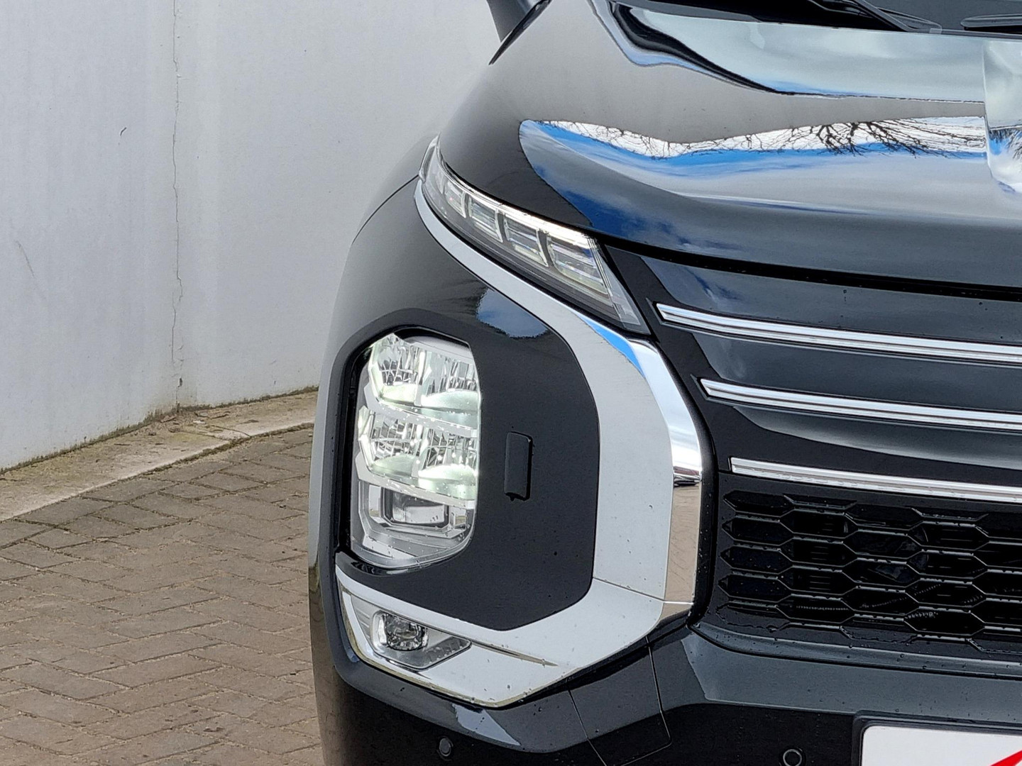 Mitsubishi Mitsubishi