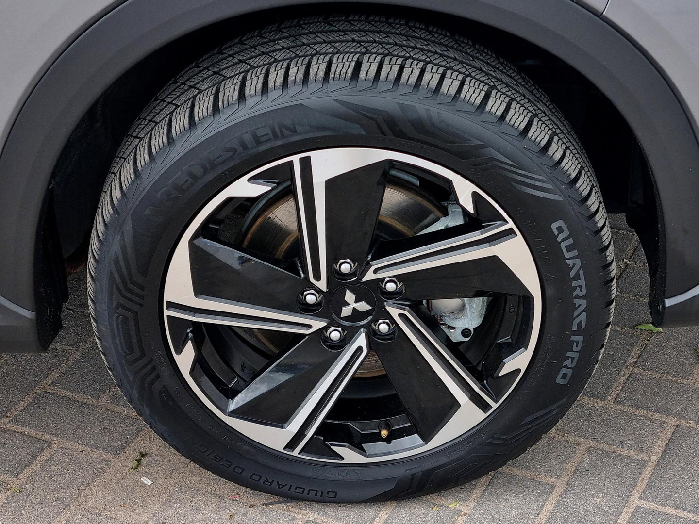 Mitsubishi Mitsubishi